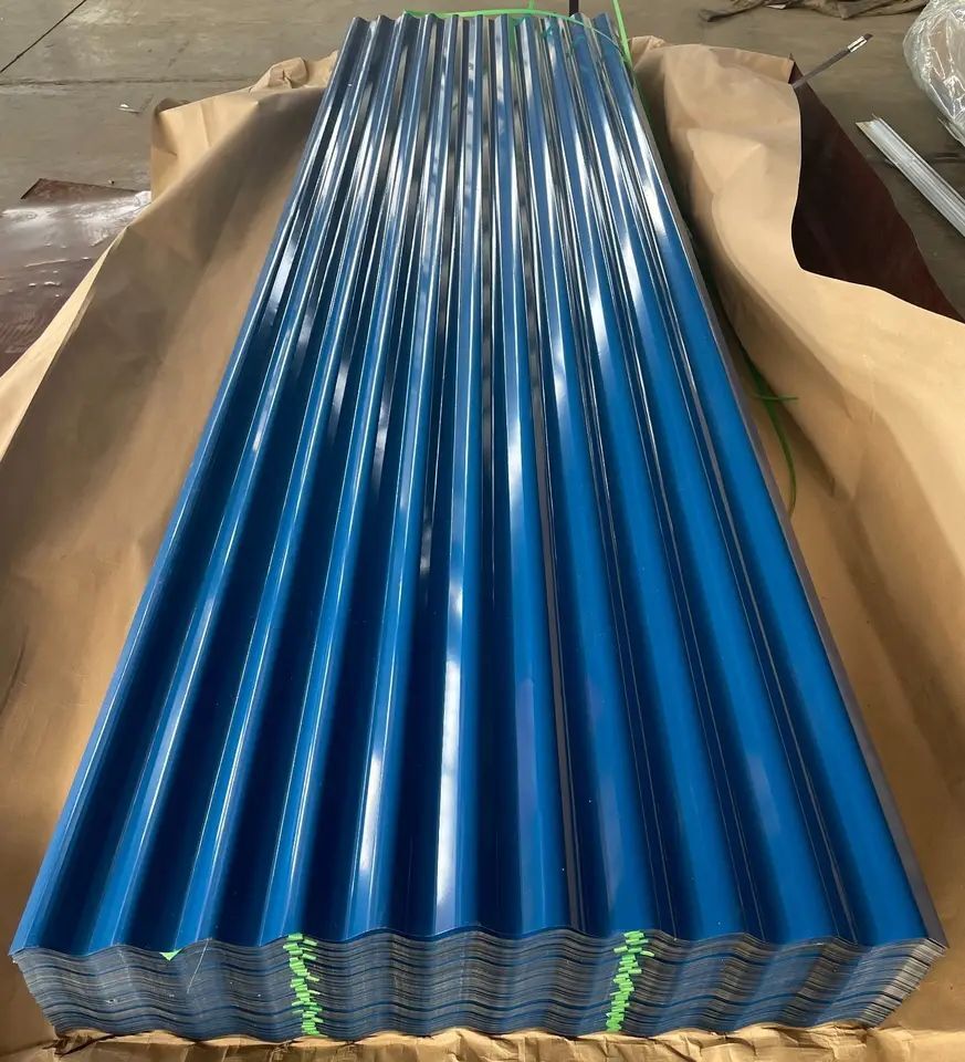 Feuille de toiture de type T