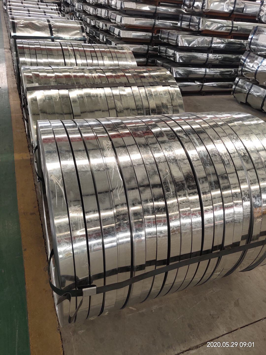 Tira de acero galvanizado