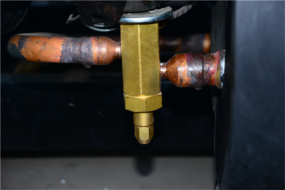 How to adjust the evaporation temperature of refrigeration system