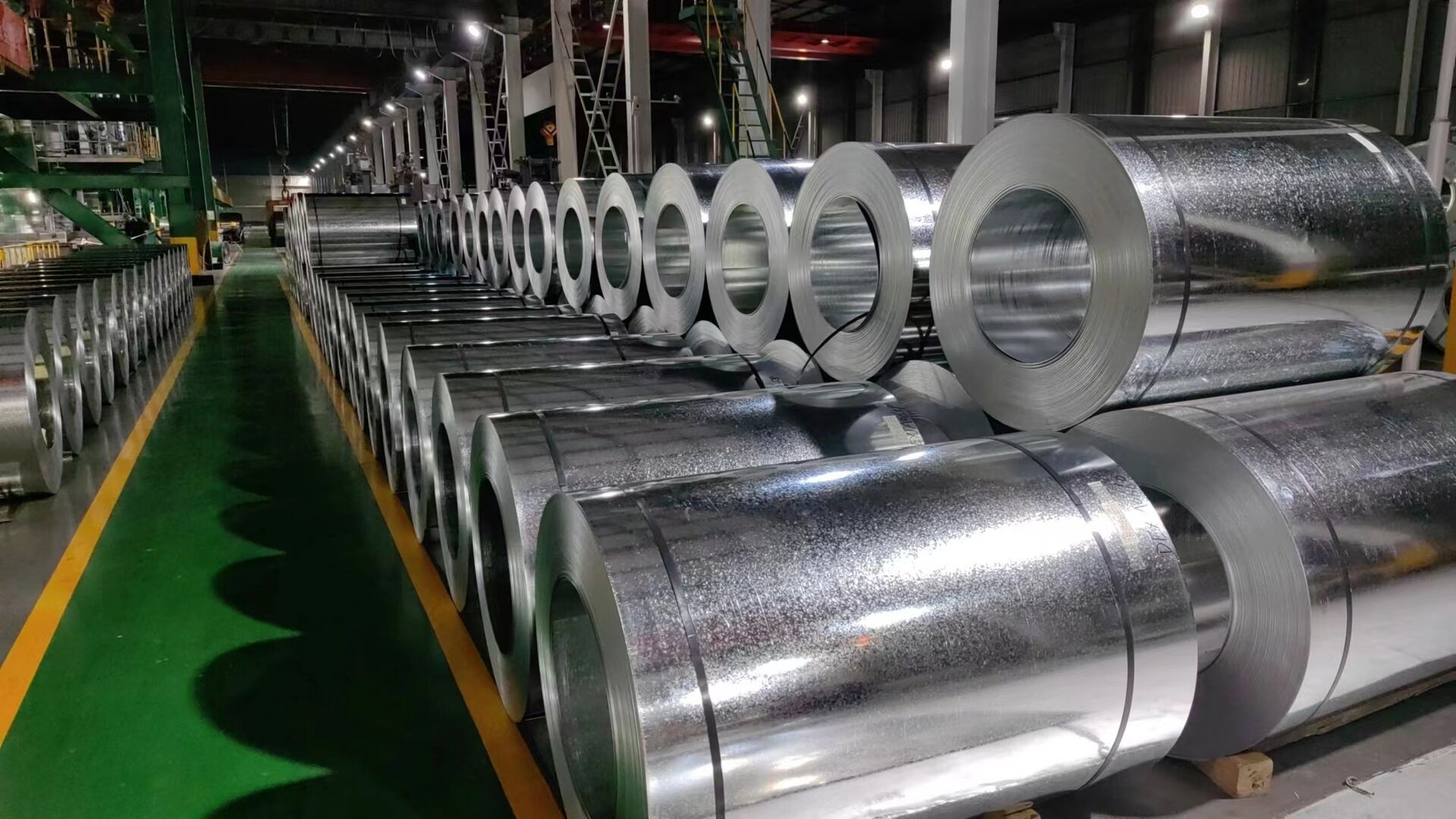What is difference between Hot-dip galvanized steel wire with Hot-dip galvanized steel wire ?