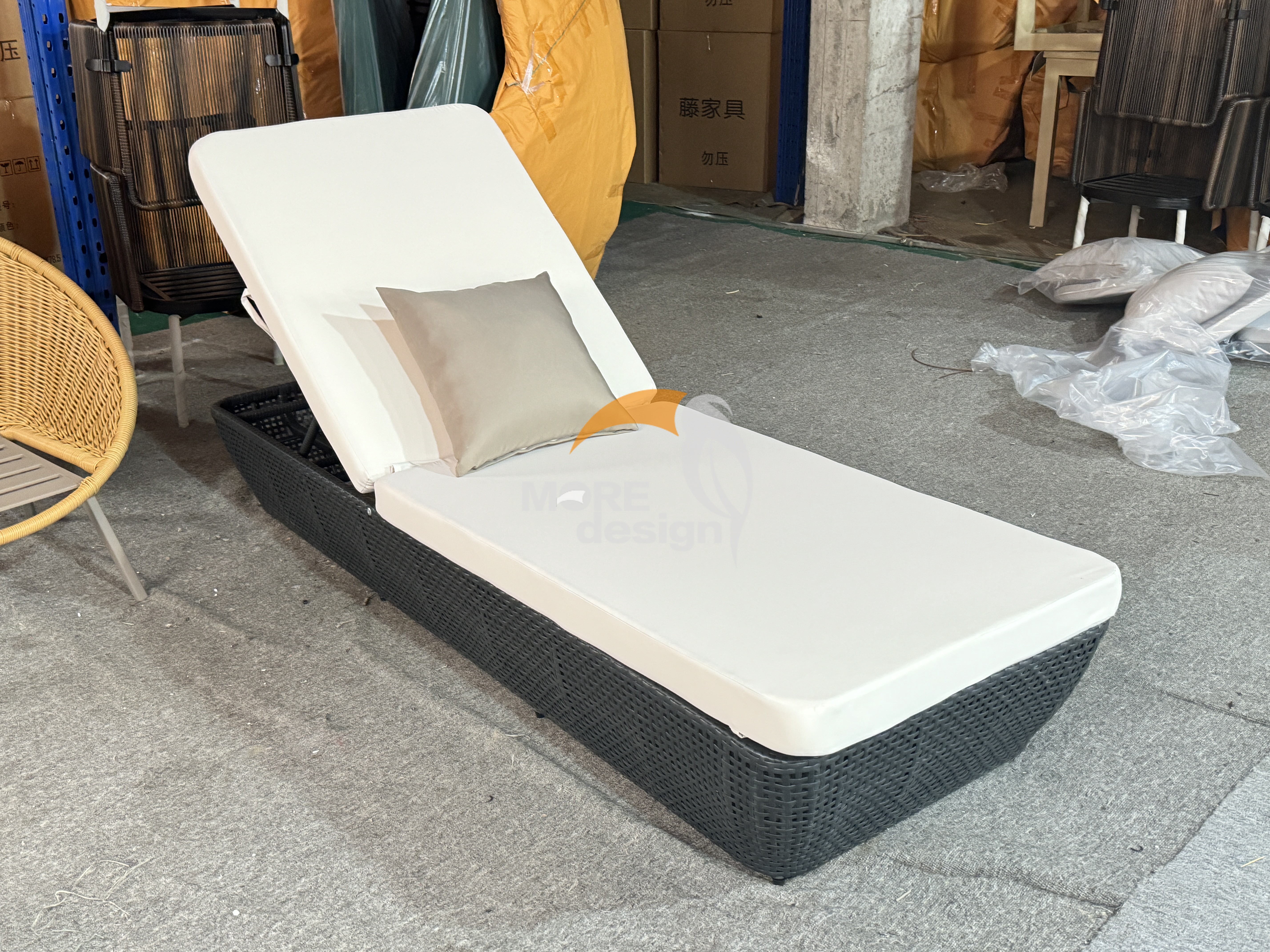Wood sun lounger-MD-BS0005