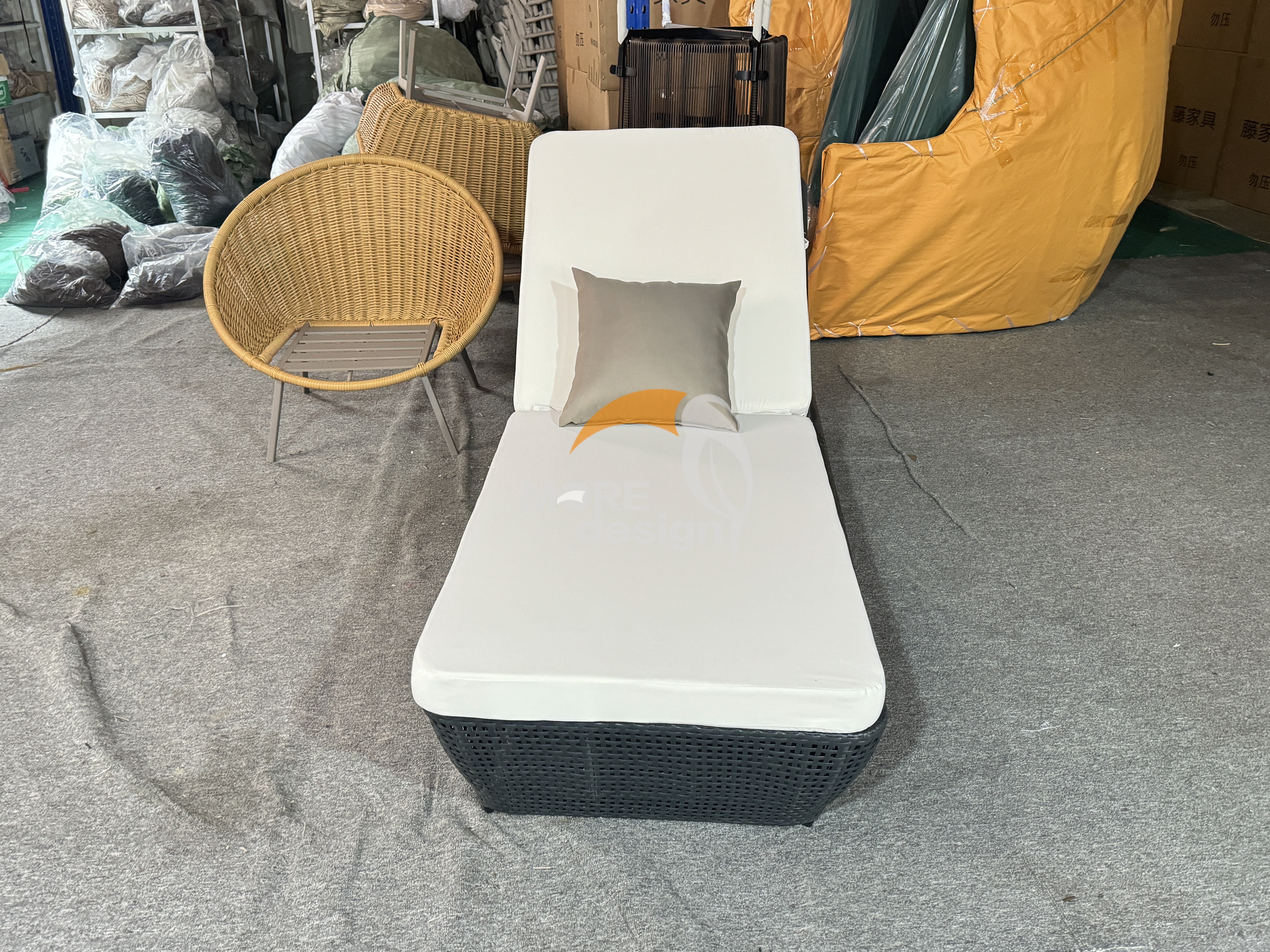 Wood sun lounger-MD-BS0005