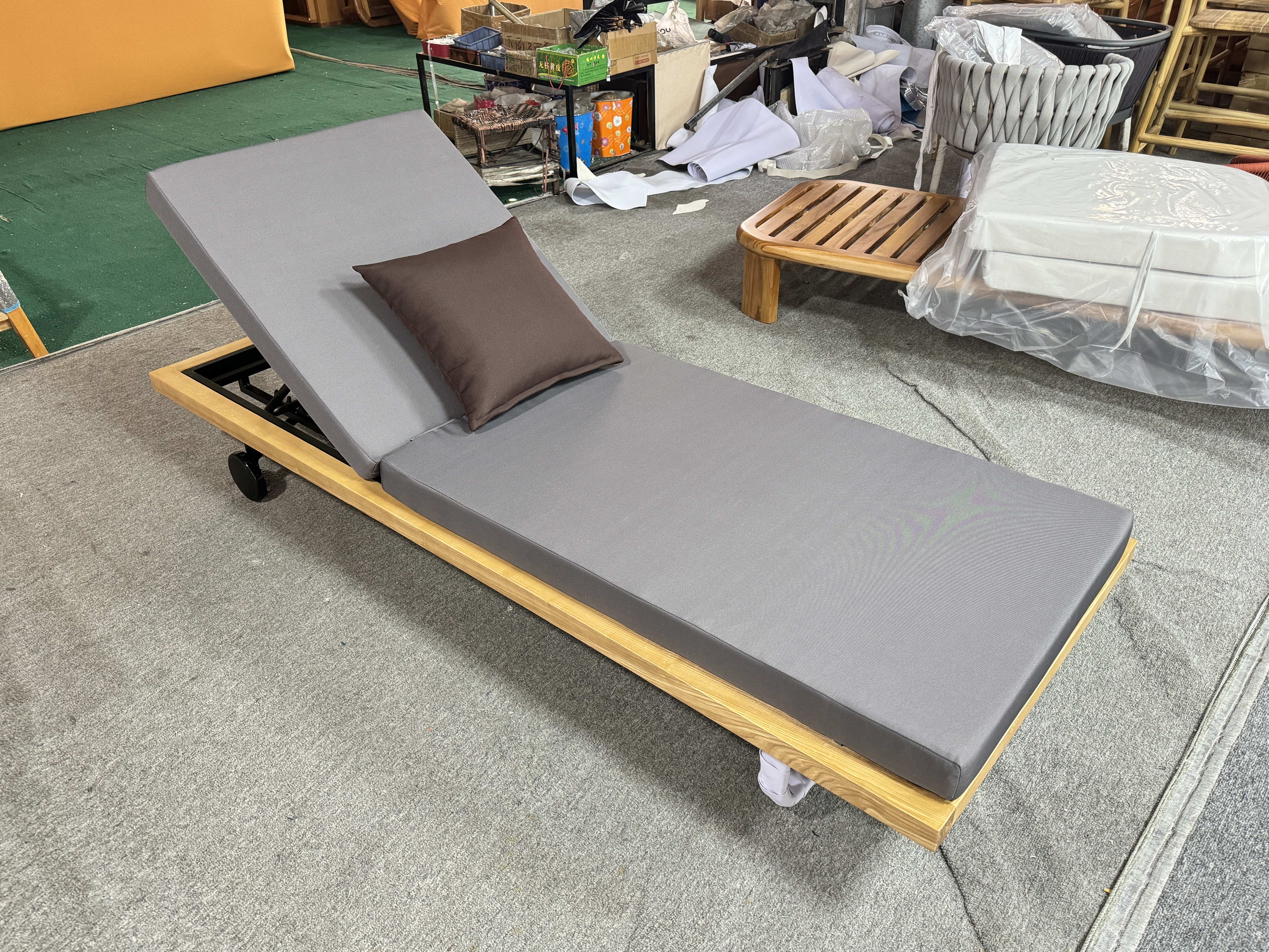 Wood sun lounger-MD-BS0004