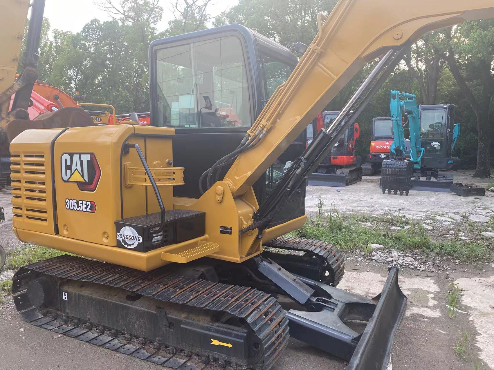 CAT305.5E2 Excavator
