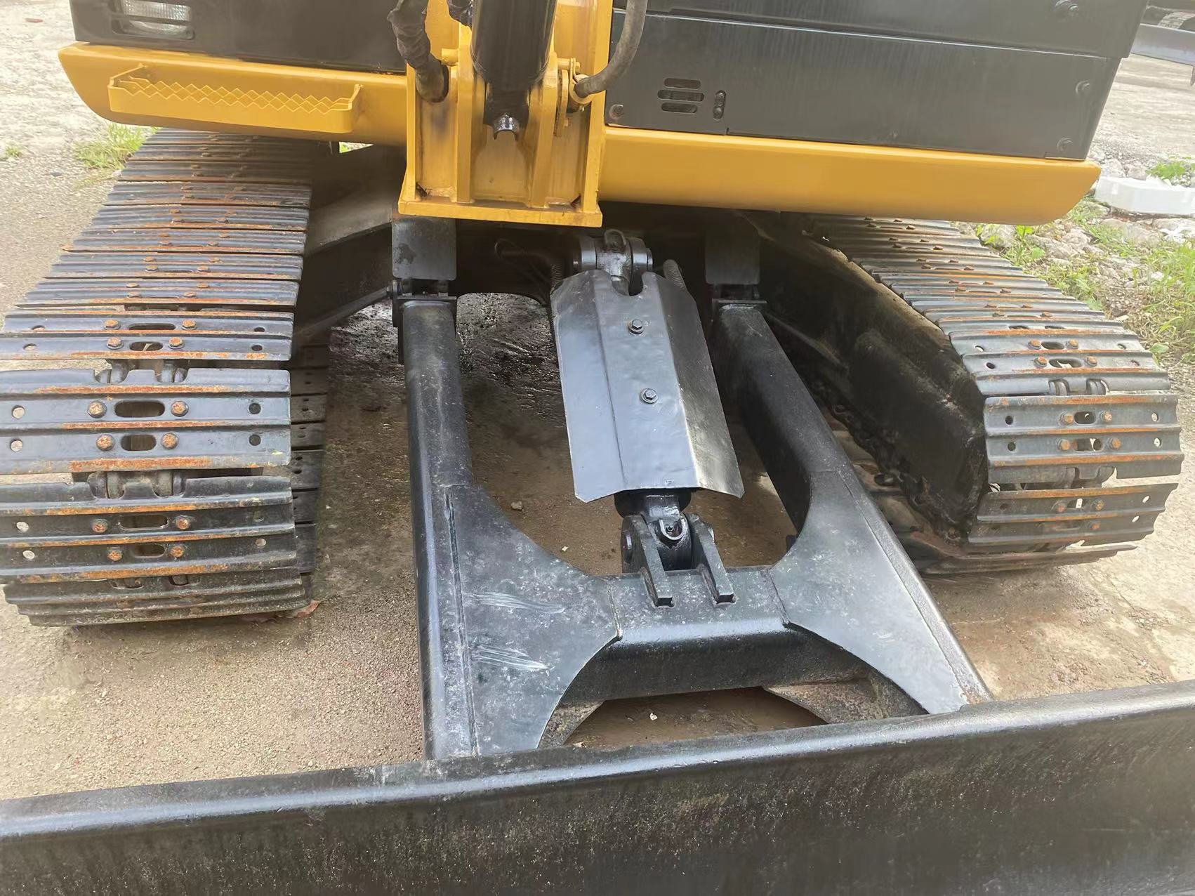 CAT305.5E2 Excavator