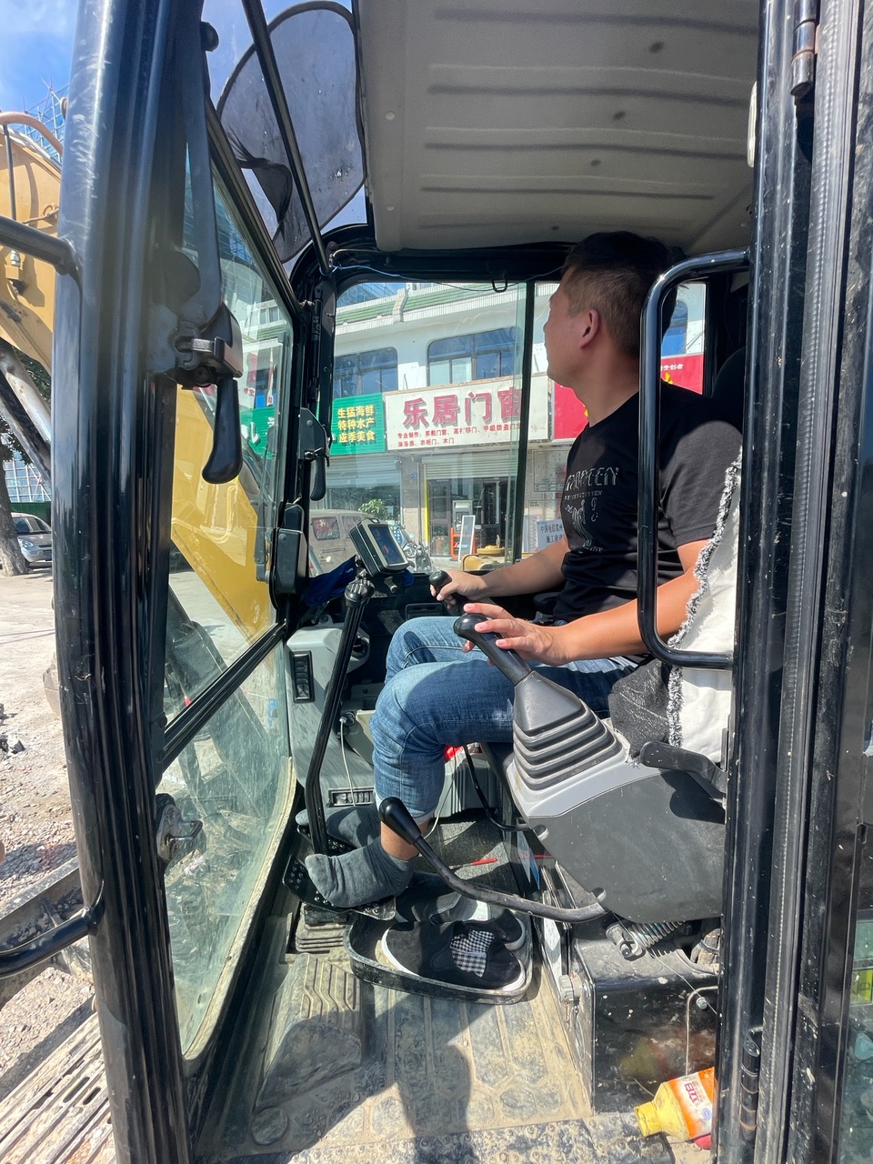 CAT 305.5E2   Excavator