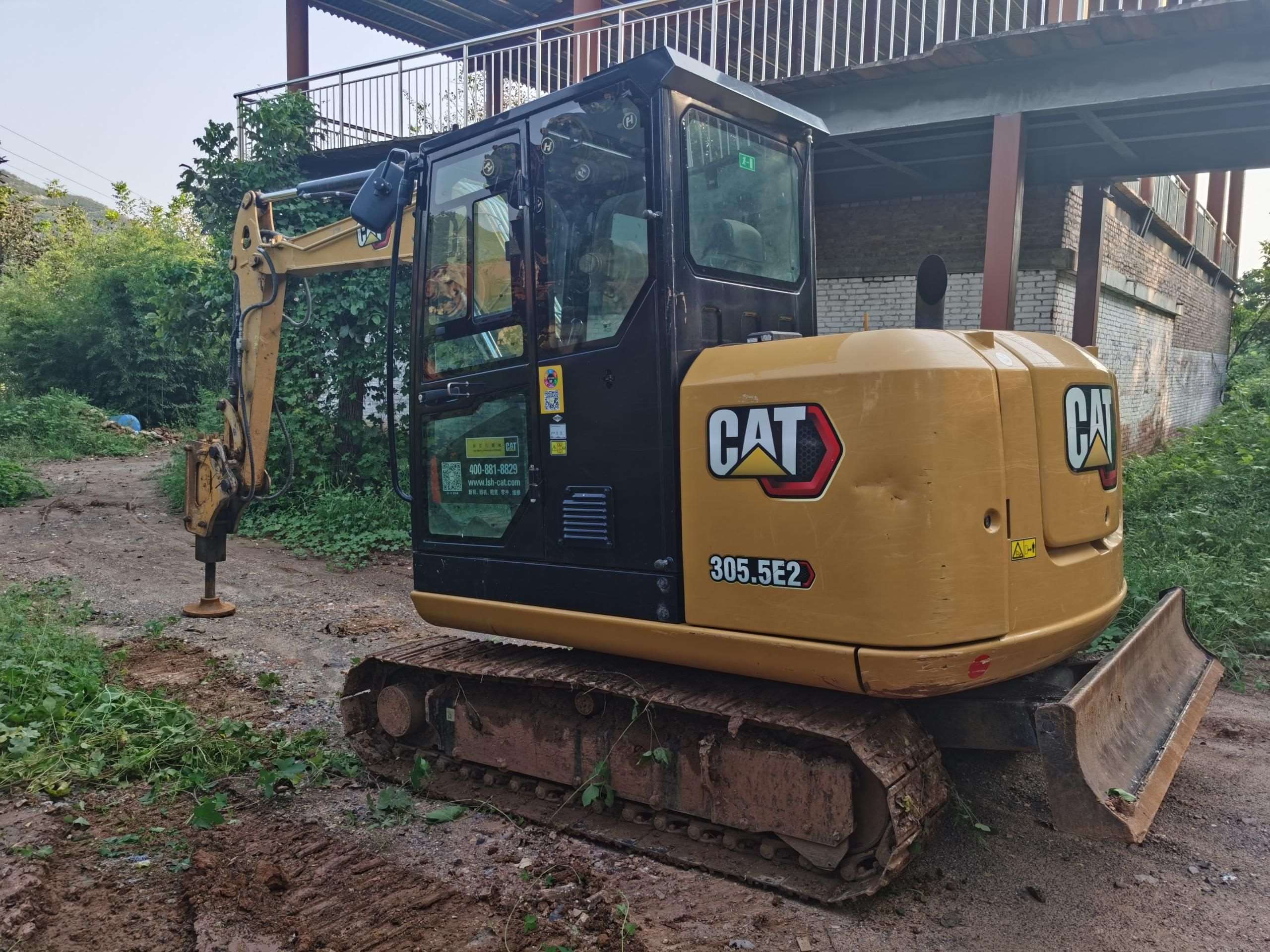 CAT 305.5E2 Excavator