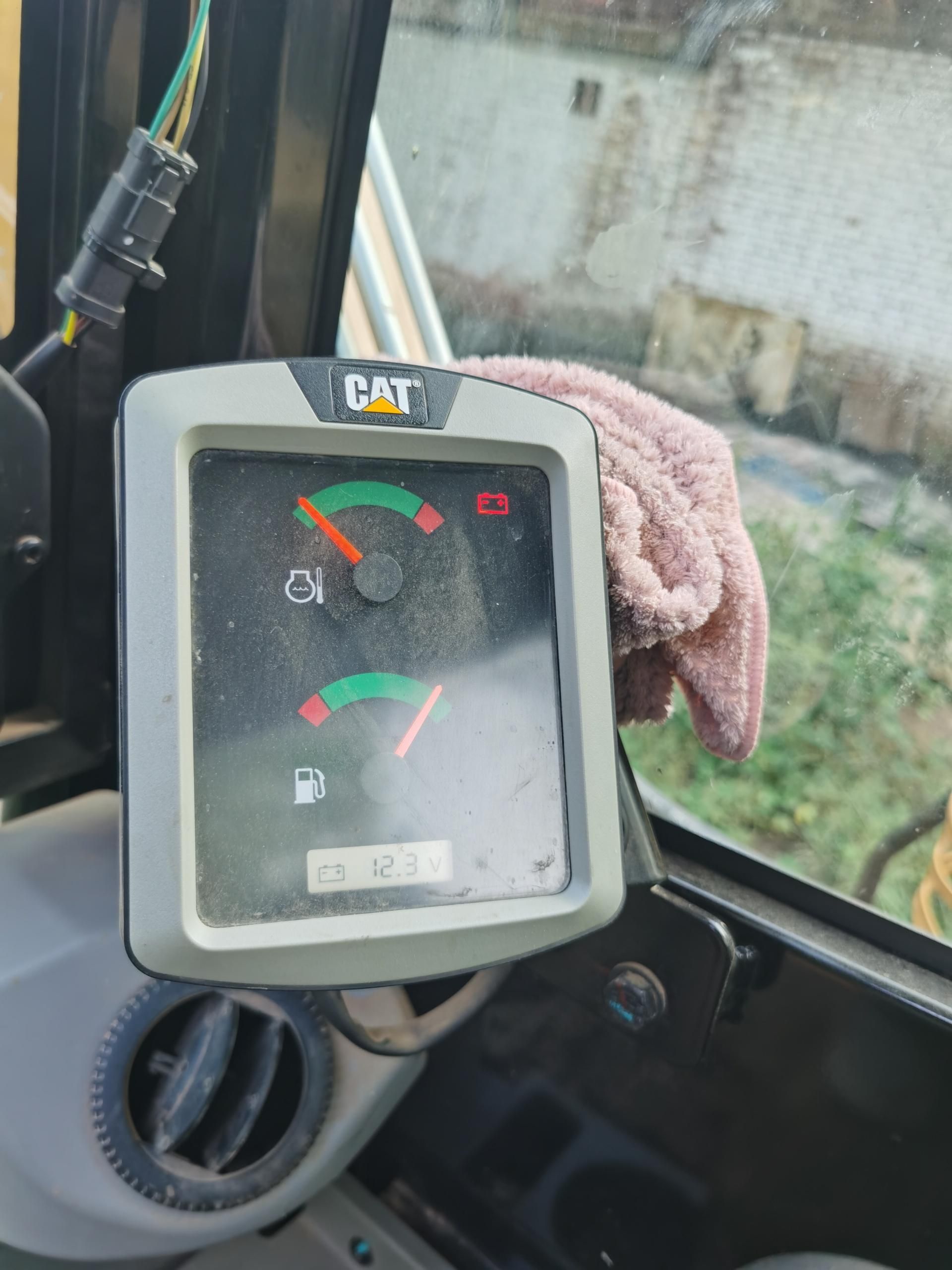 CAT 305.5E2 Excavator