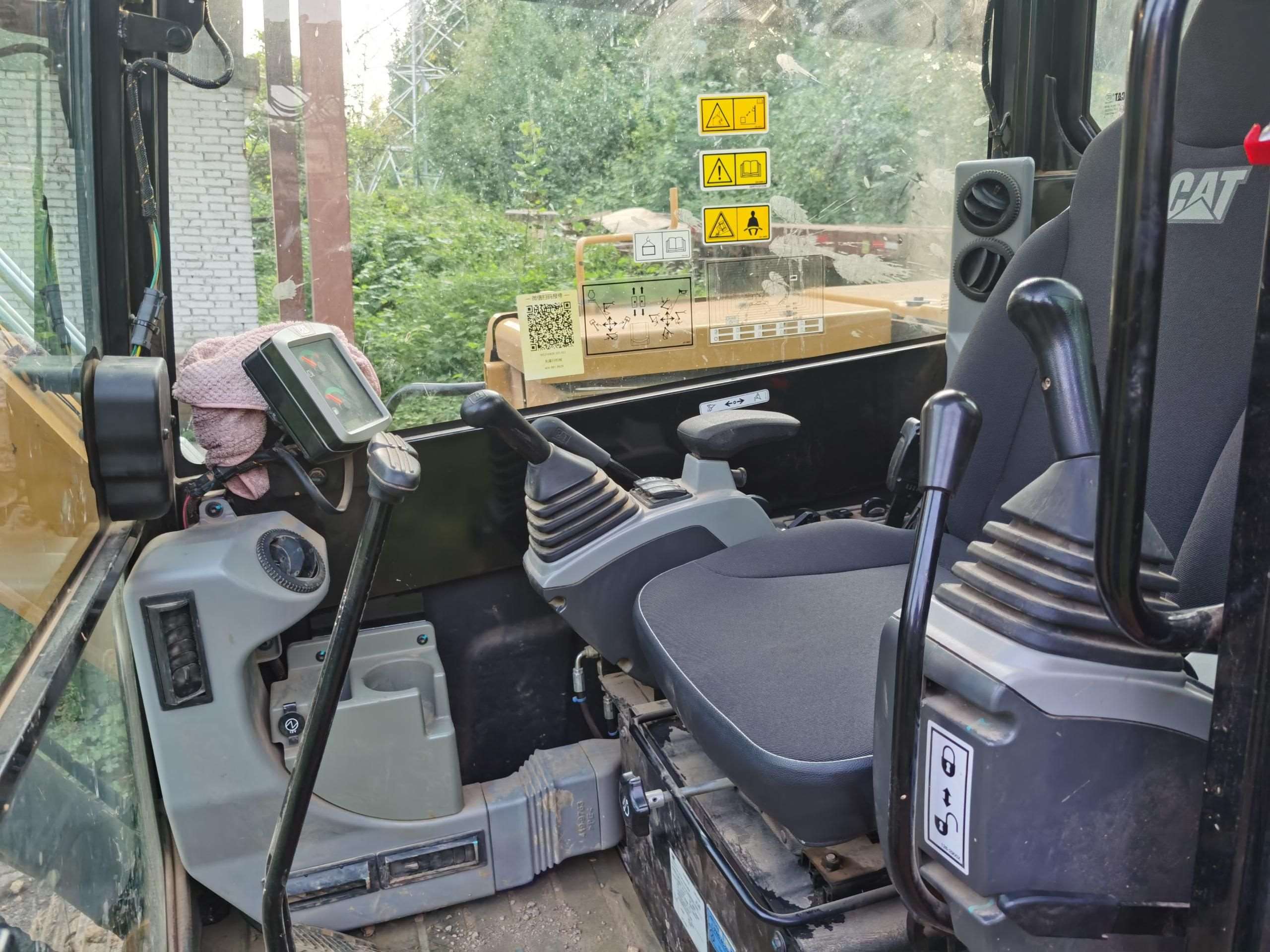 CAT 305.5E2 Excavator