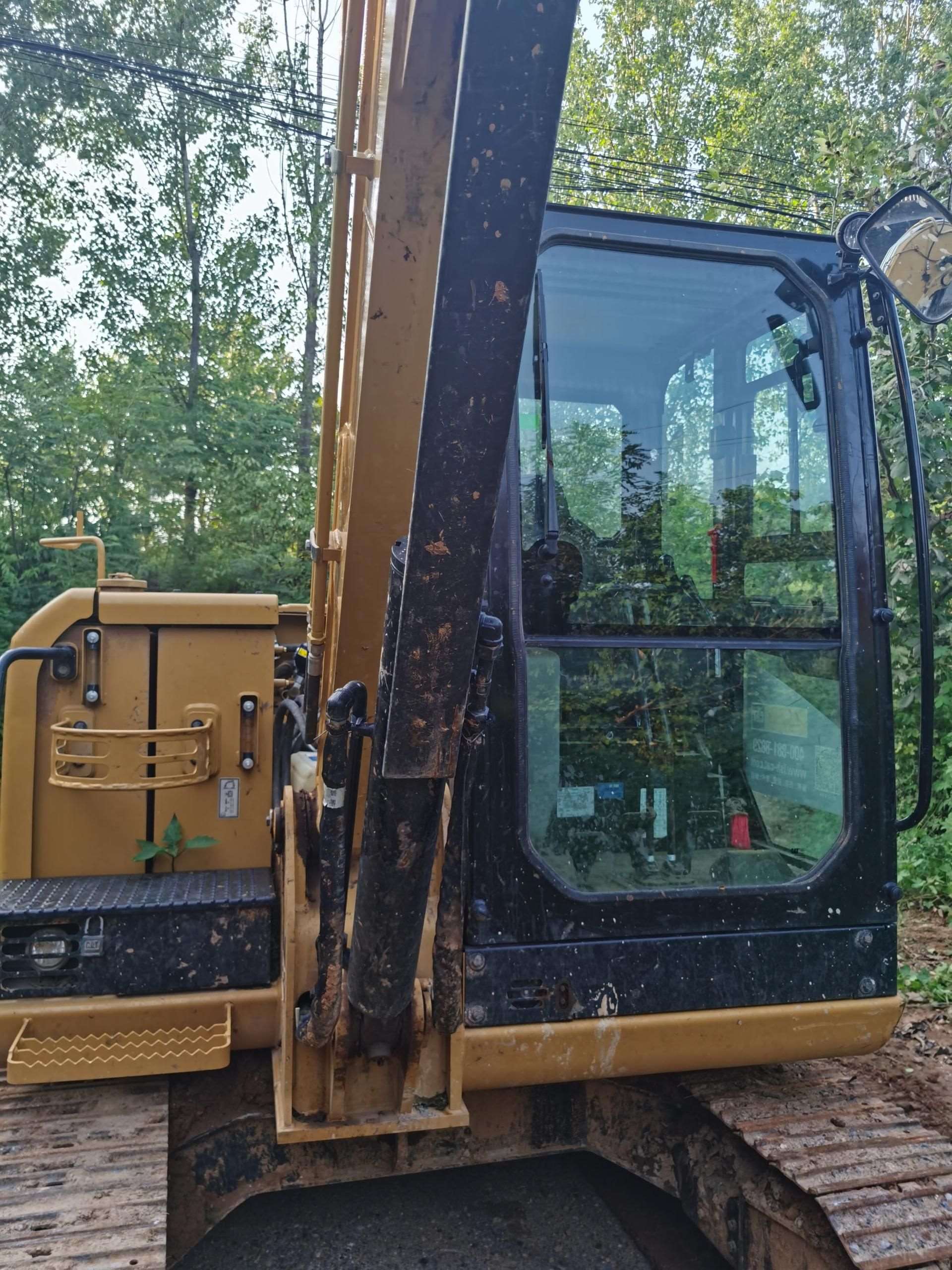 CAT 305.5E2 Excavator