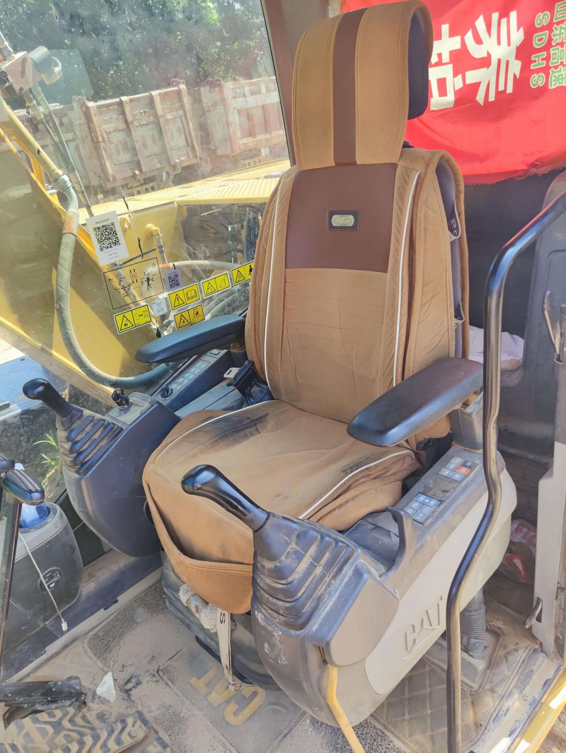 CAT 313D2GC  Excavator