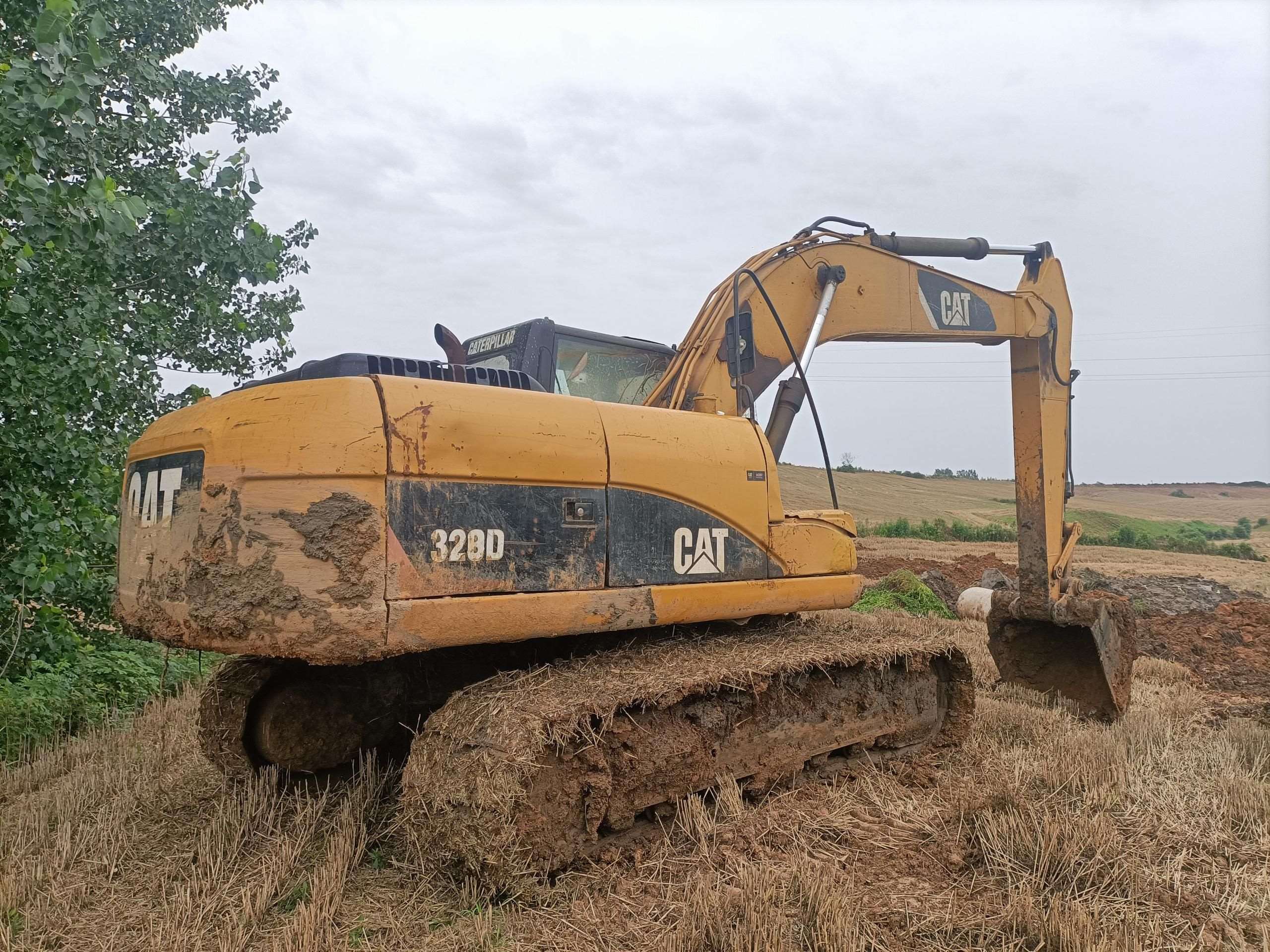 CAT 320D GC   Excavator