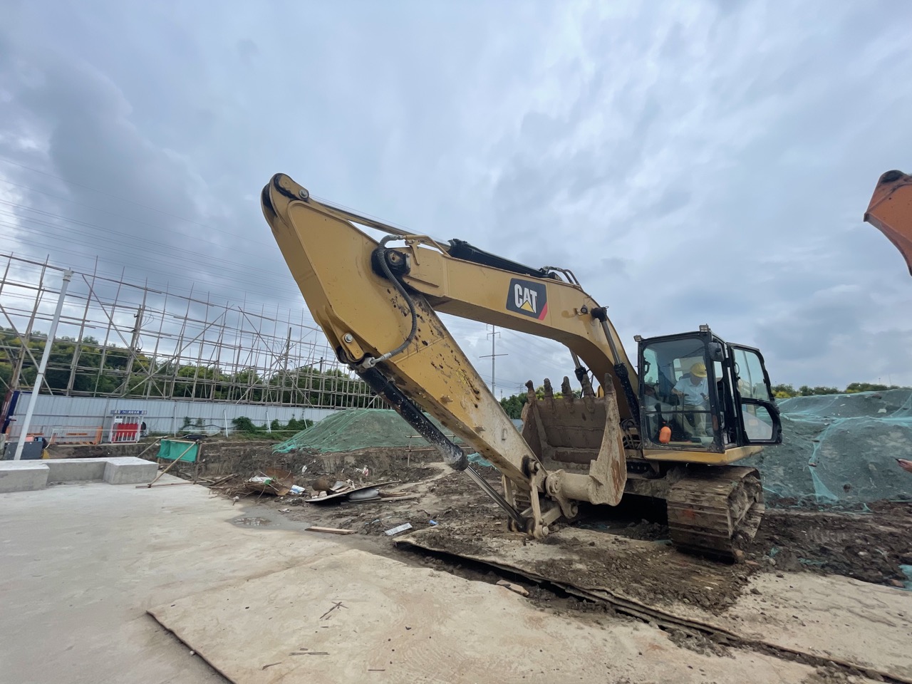 CAT 320GC   Excavator
