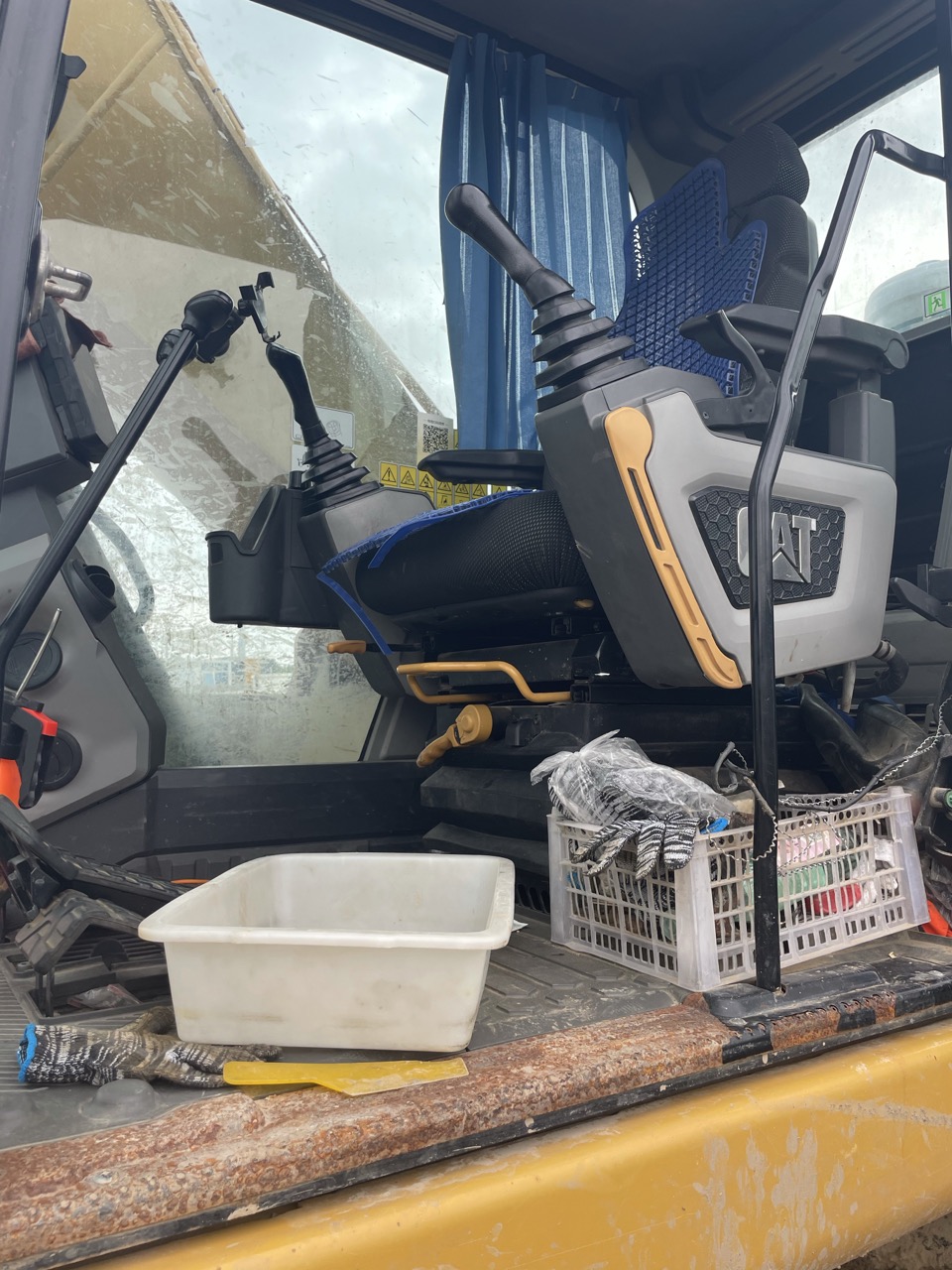 CAT 320GC   Excavator