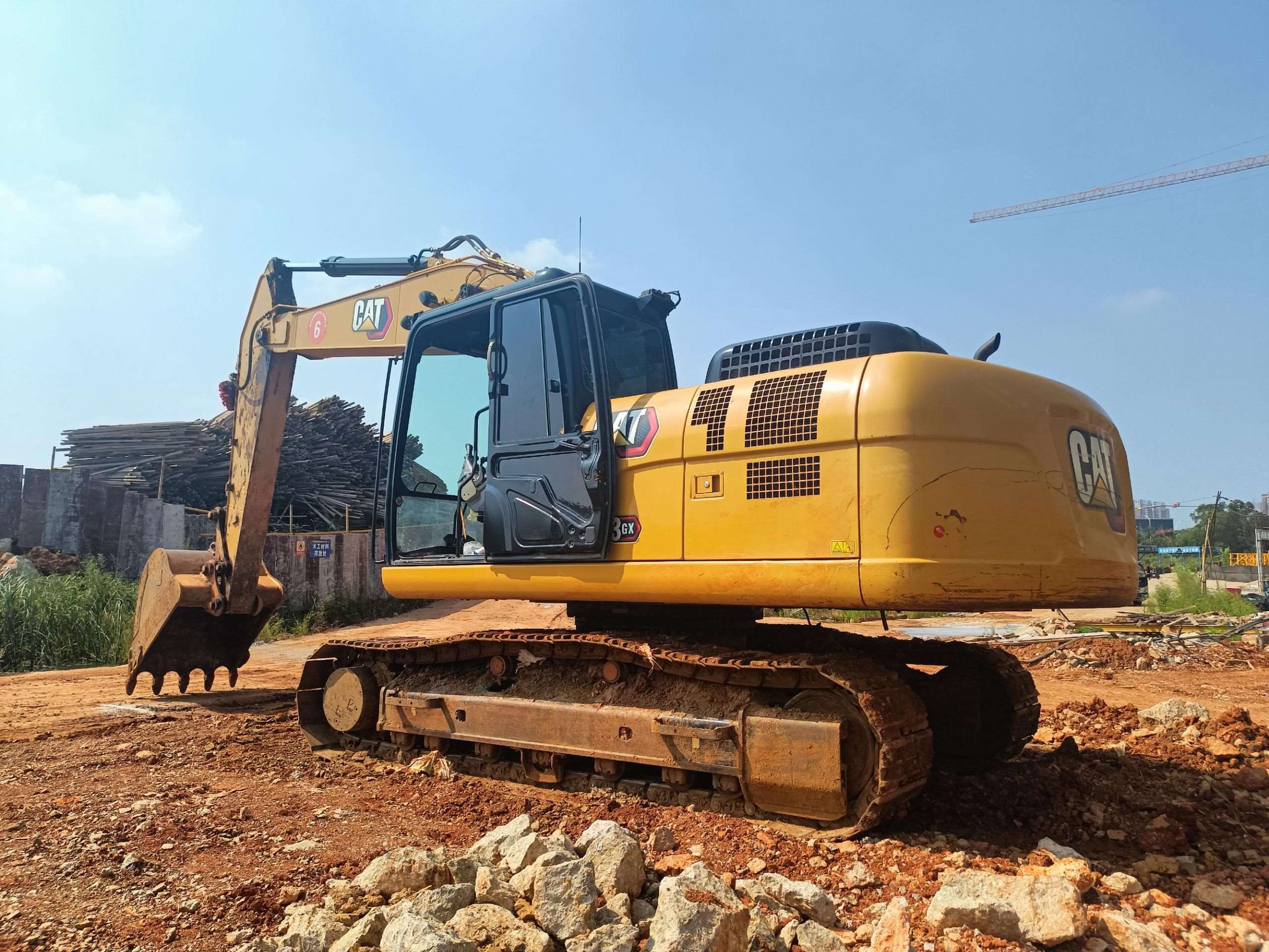 CAT 320GX  Excavator