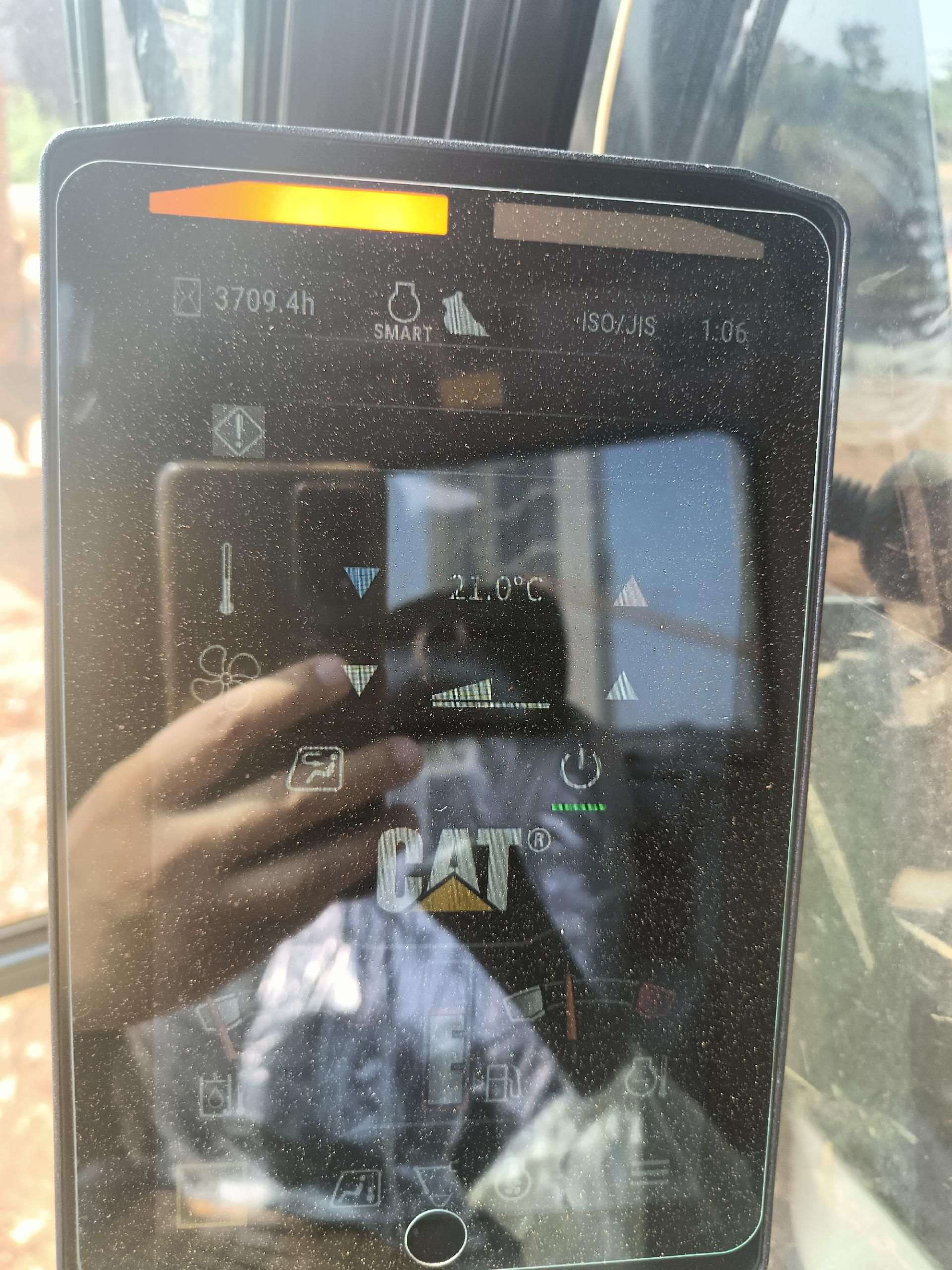 CAT 320GX  Excavator