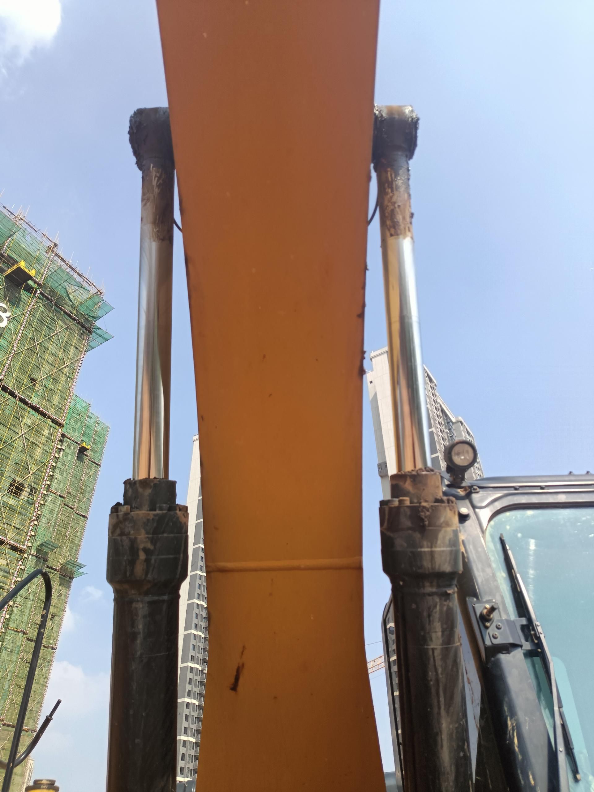 CAT 320GX  Excavator