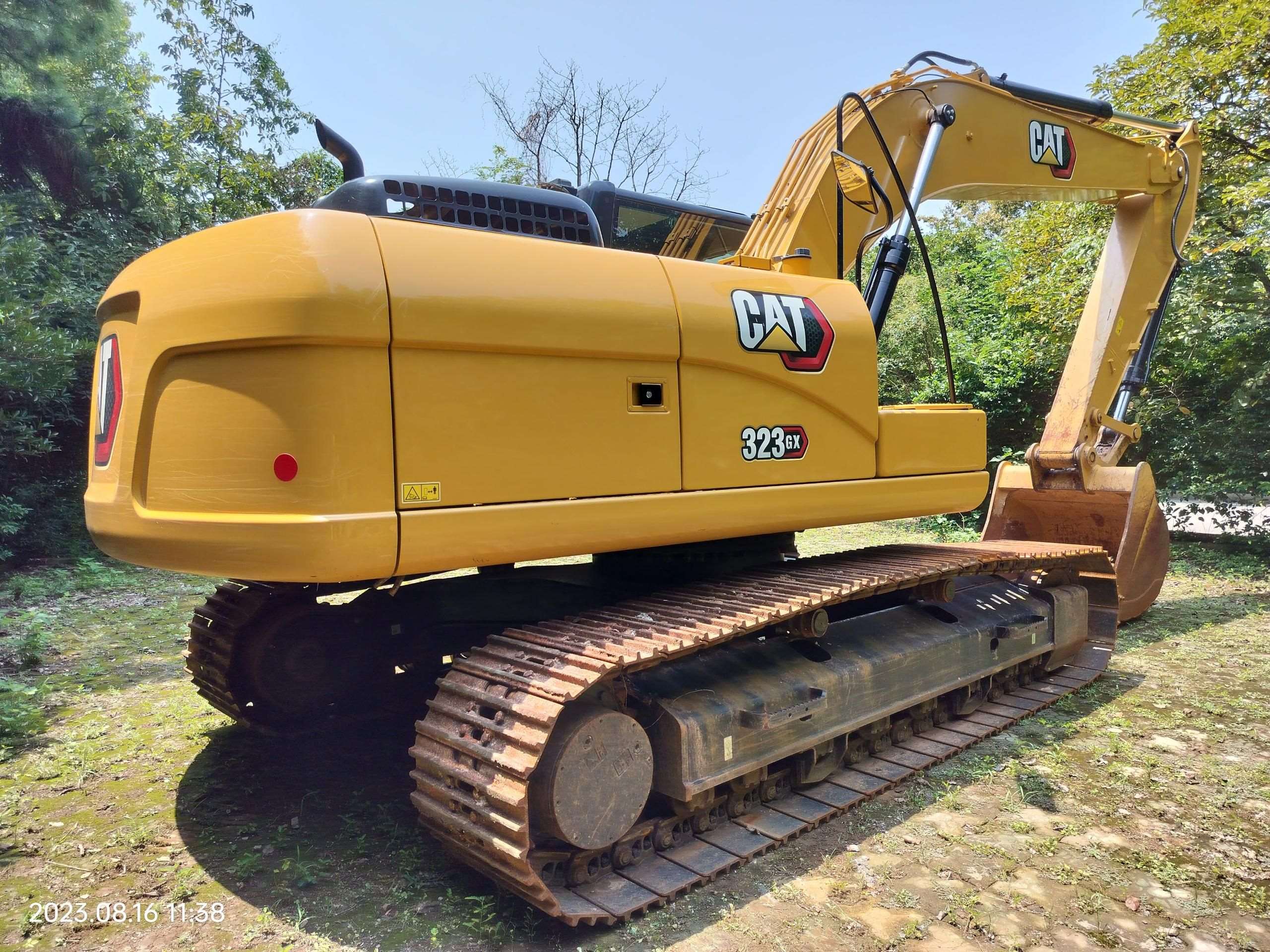 CAT 323CX-extended chassis Excavator