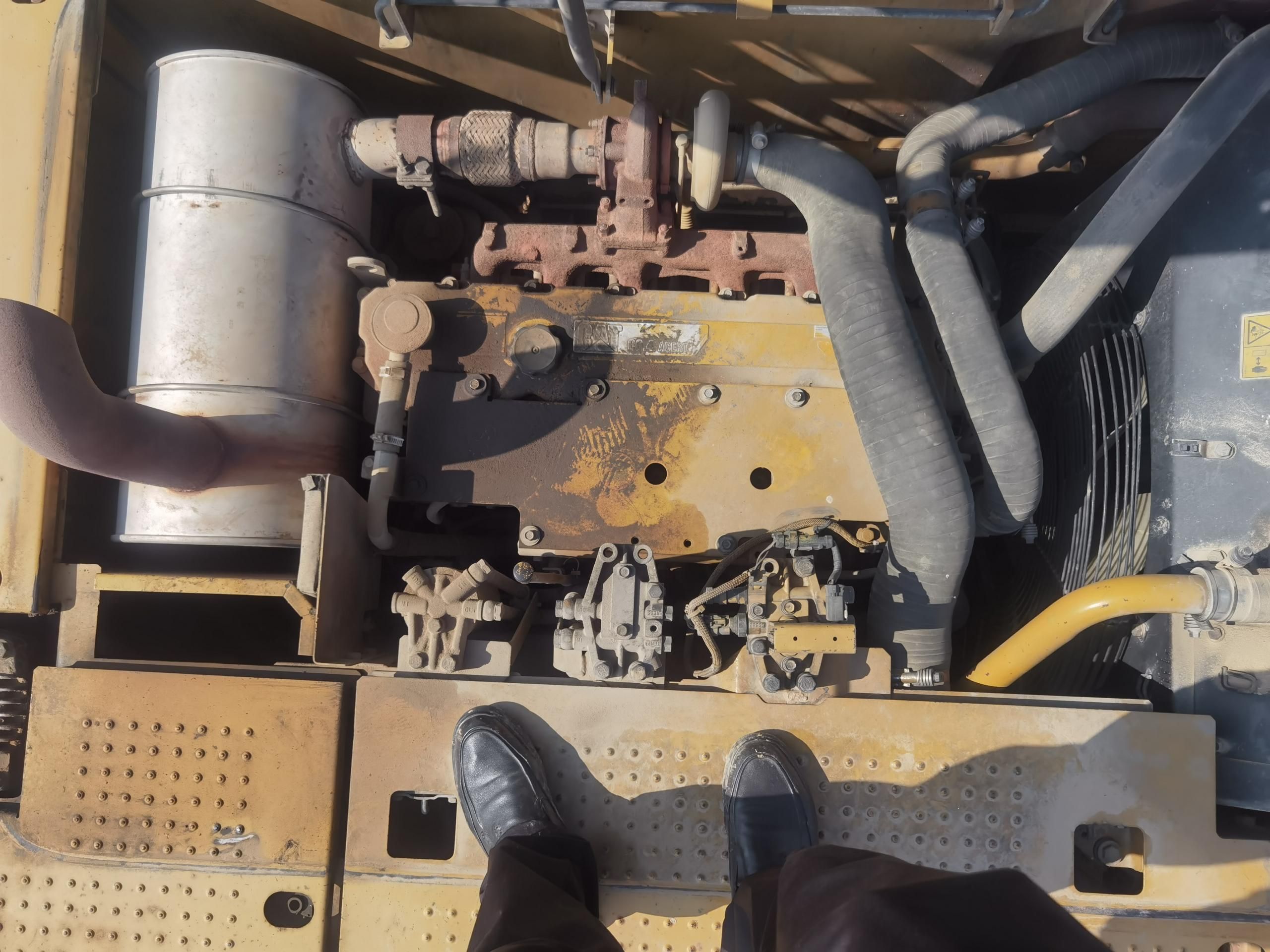 CAT 323DL   Excavator