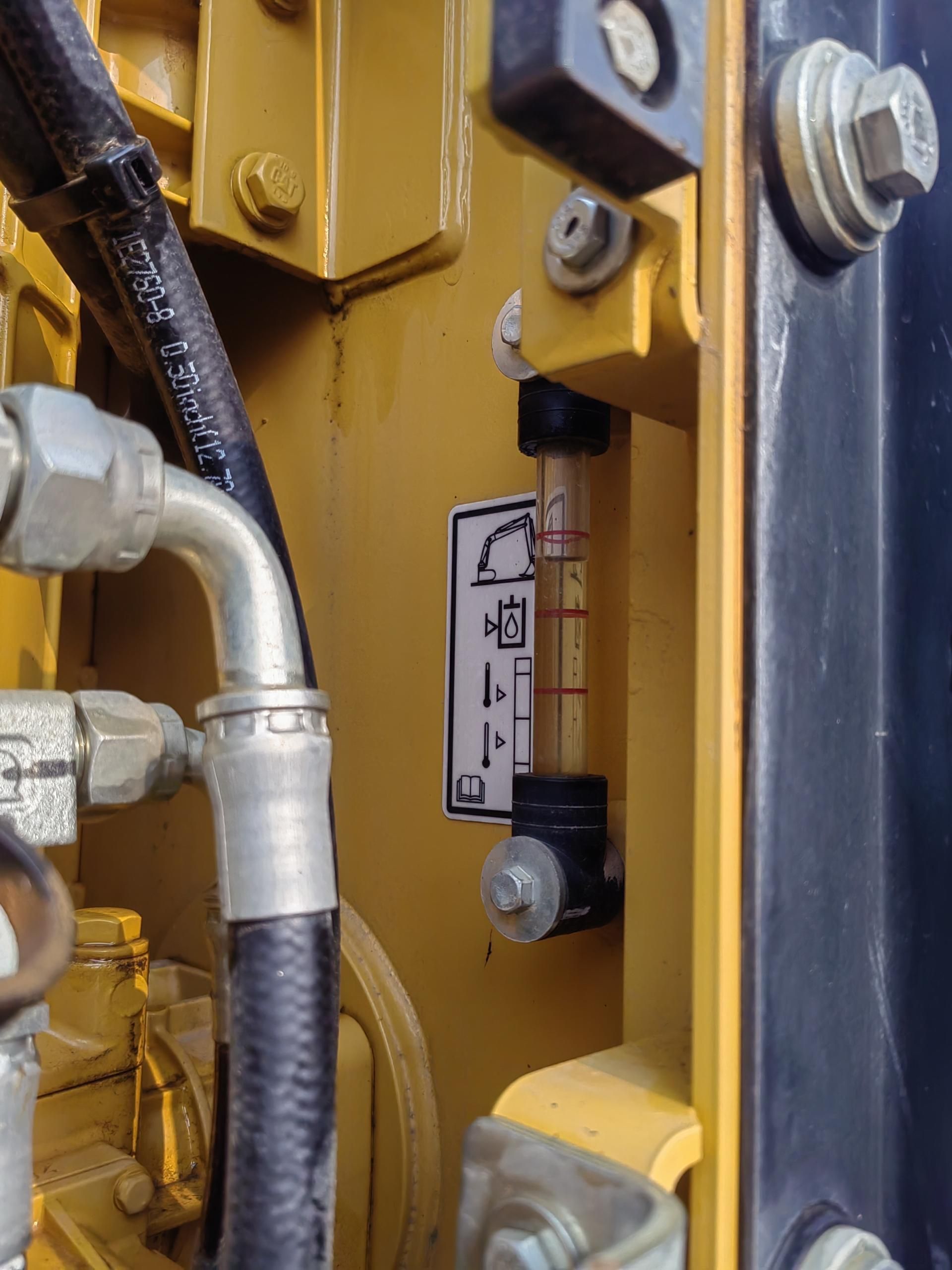 CAT 326D2L  Excavator