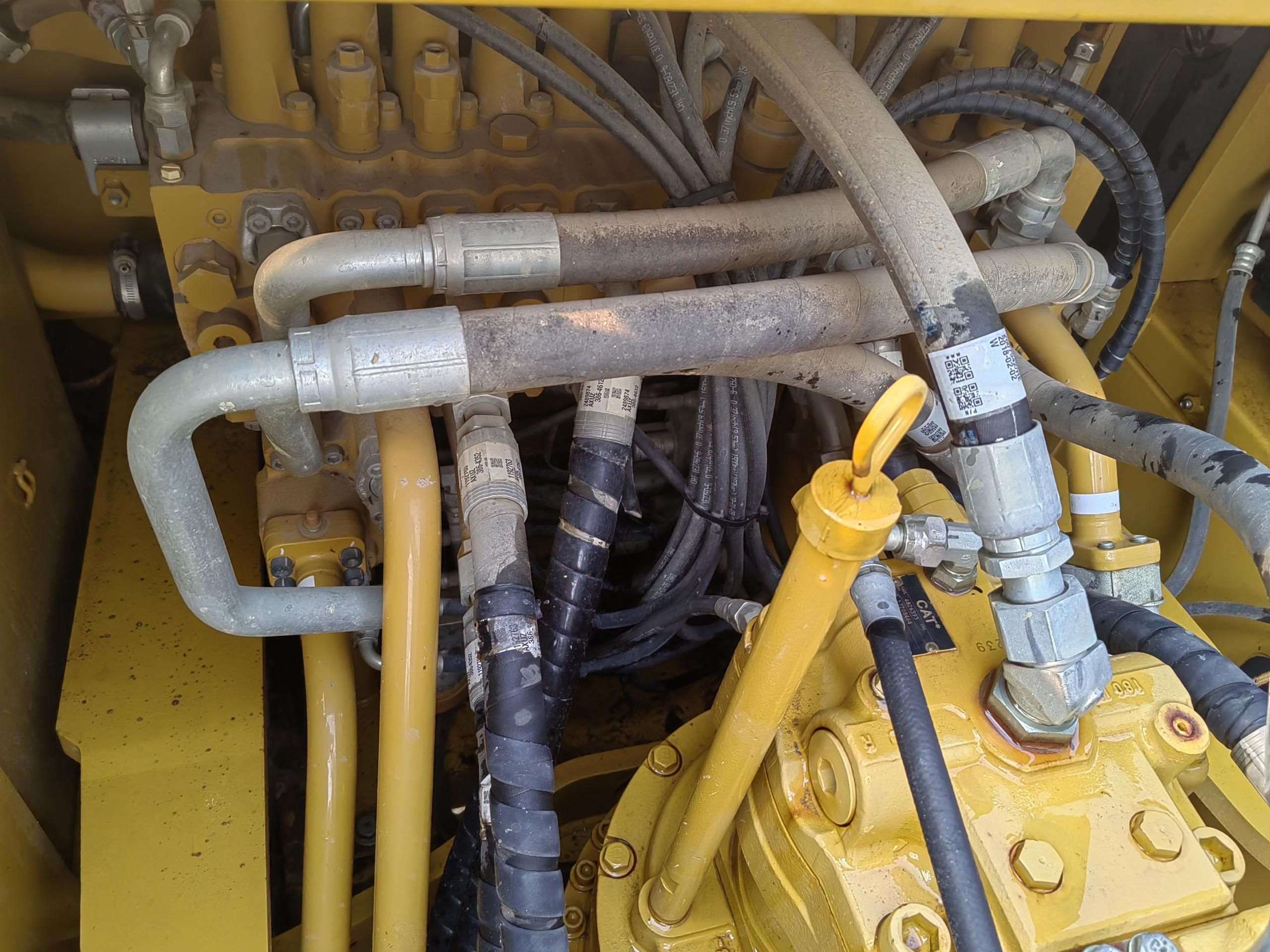 CAT 326D2L  Excavator