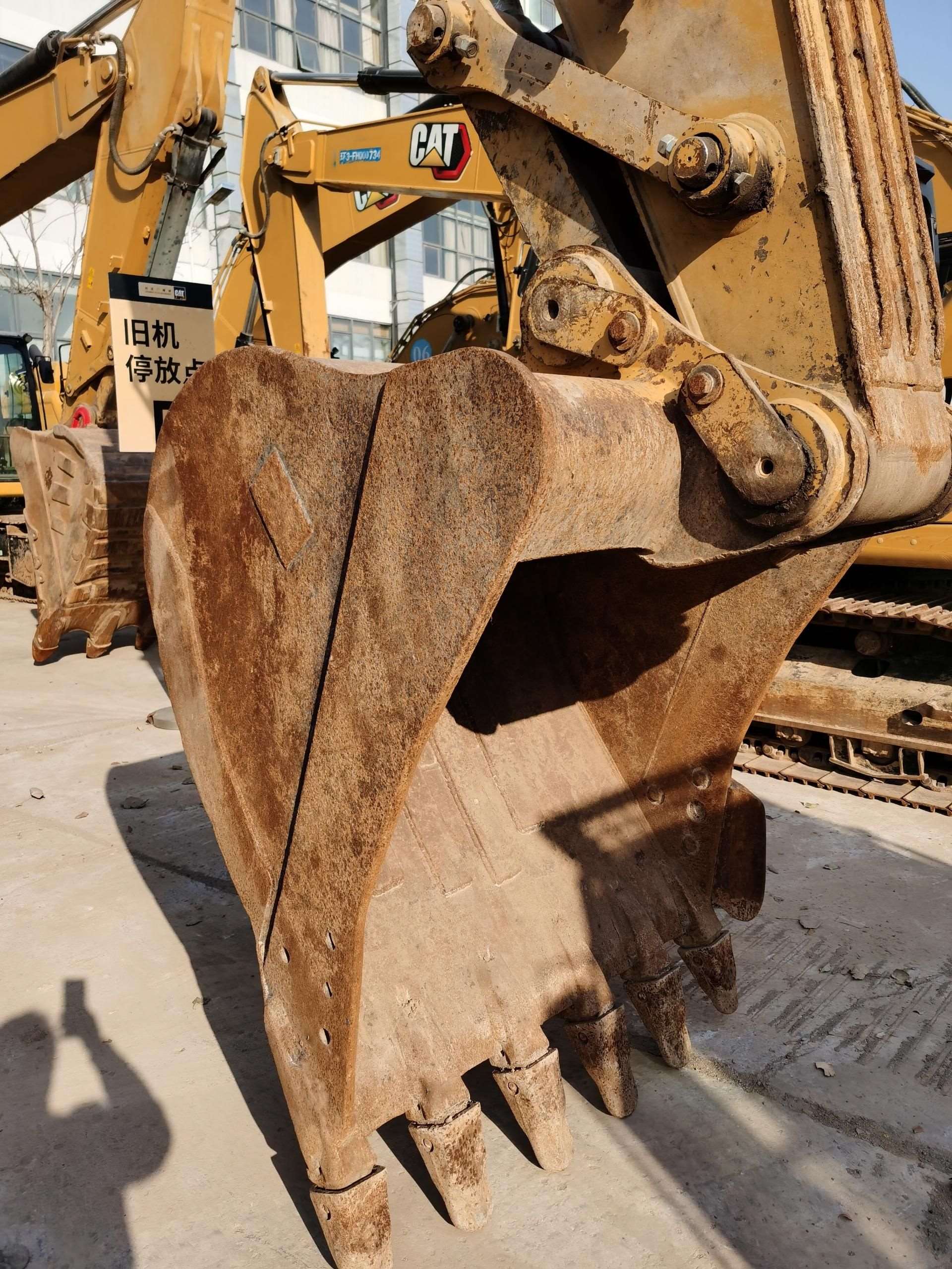 CAT 326D2L  Excavator