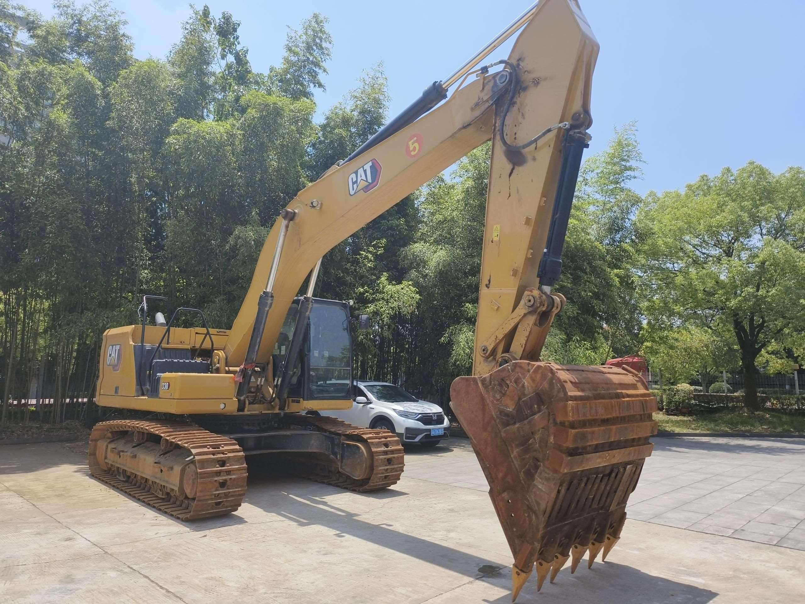 CAT 330  Excavator