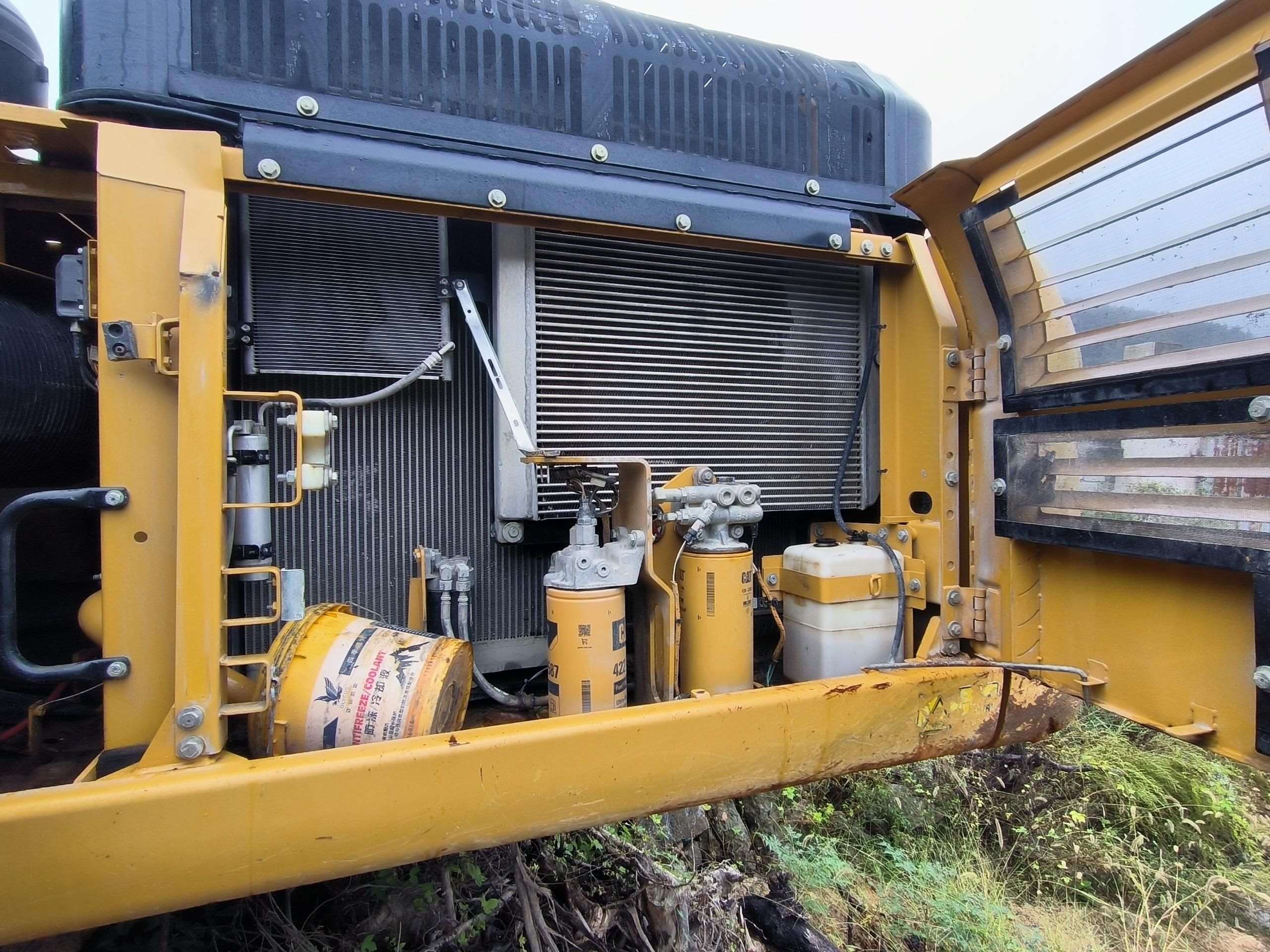 CAT 340D2L Excavator