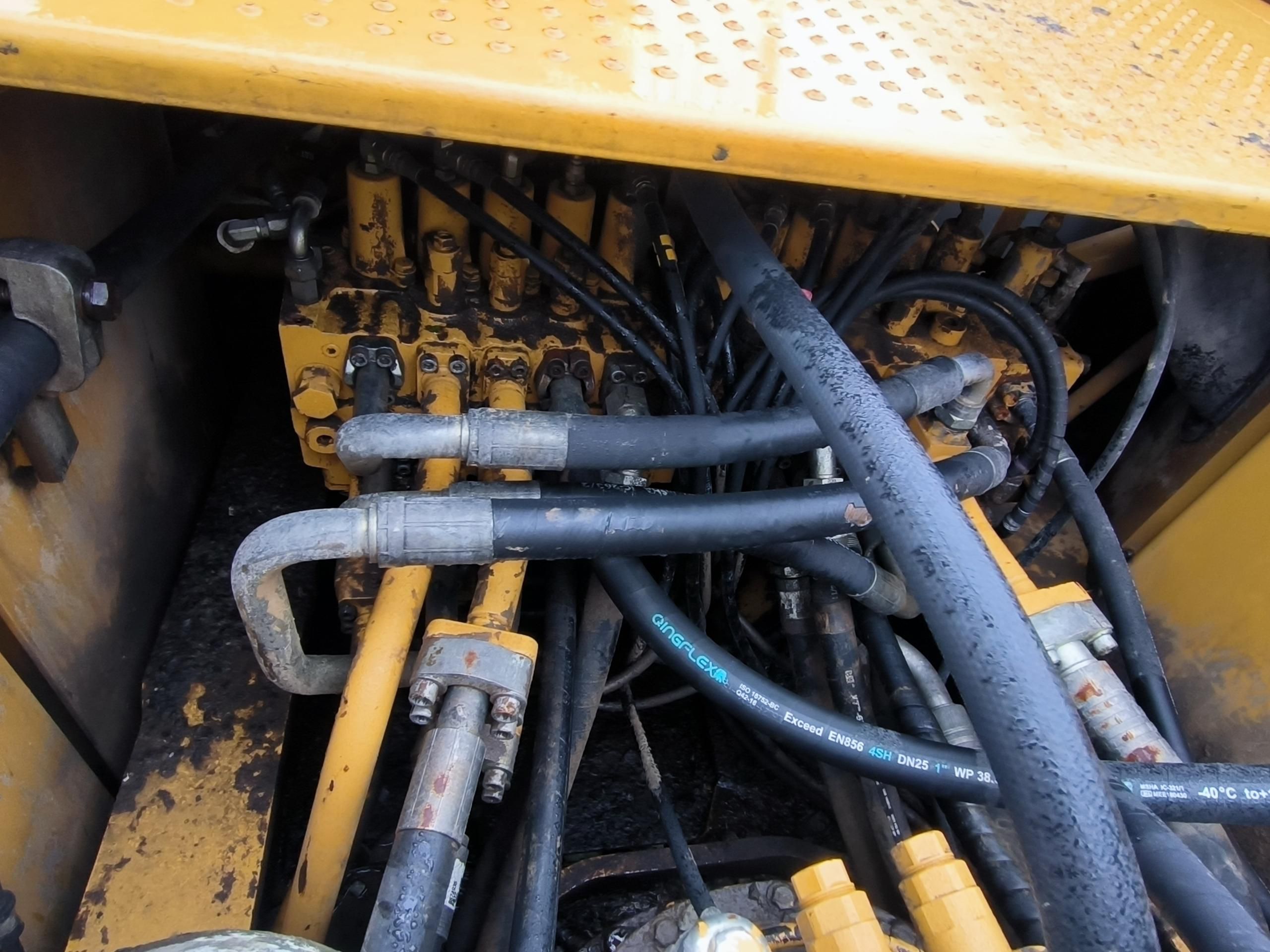 CAT 340D2L Excavator