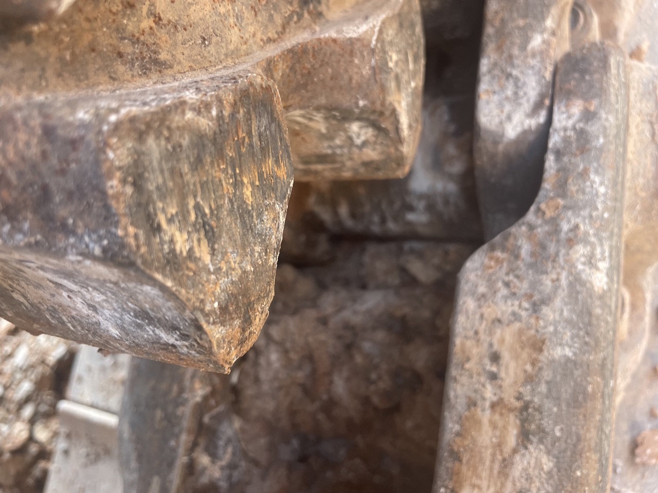 CAT 349 (breaker model DKO-200B) Excavator