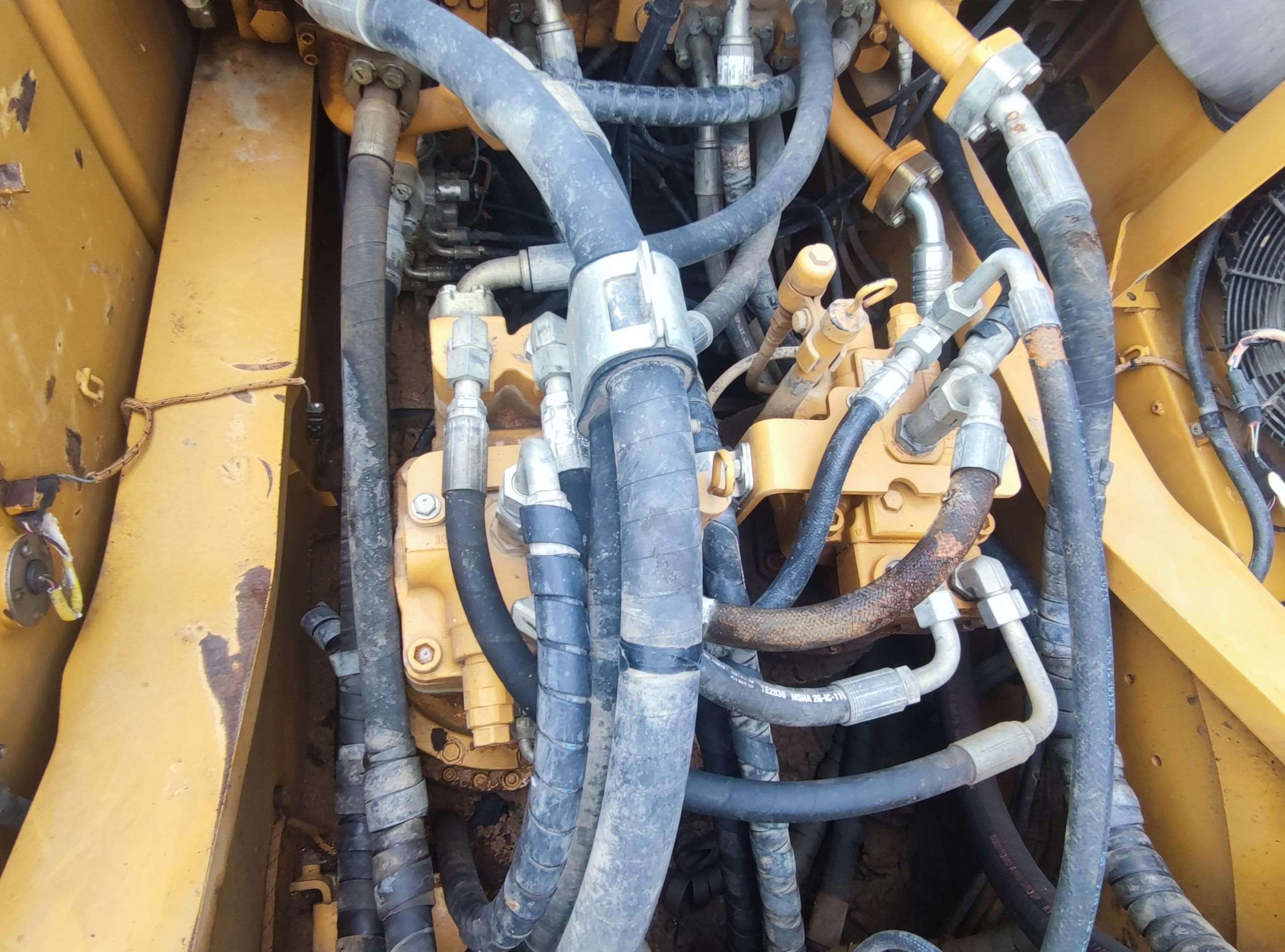 CAT 349D2L Excavator