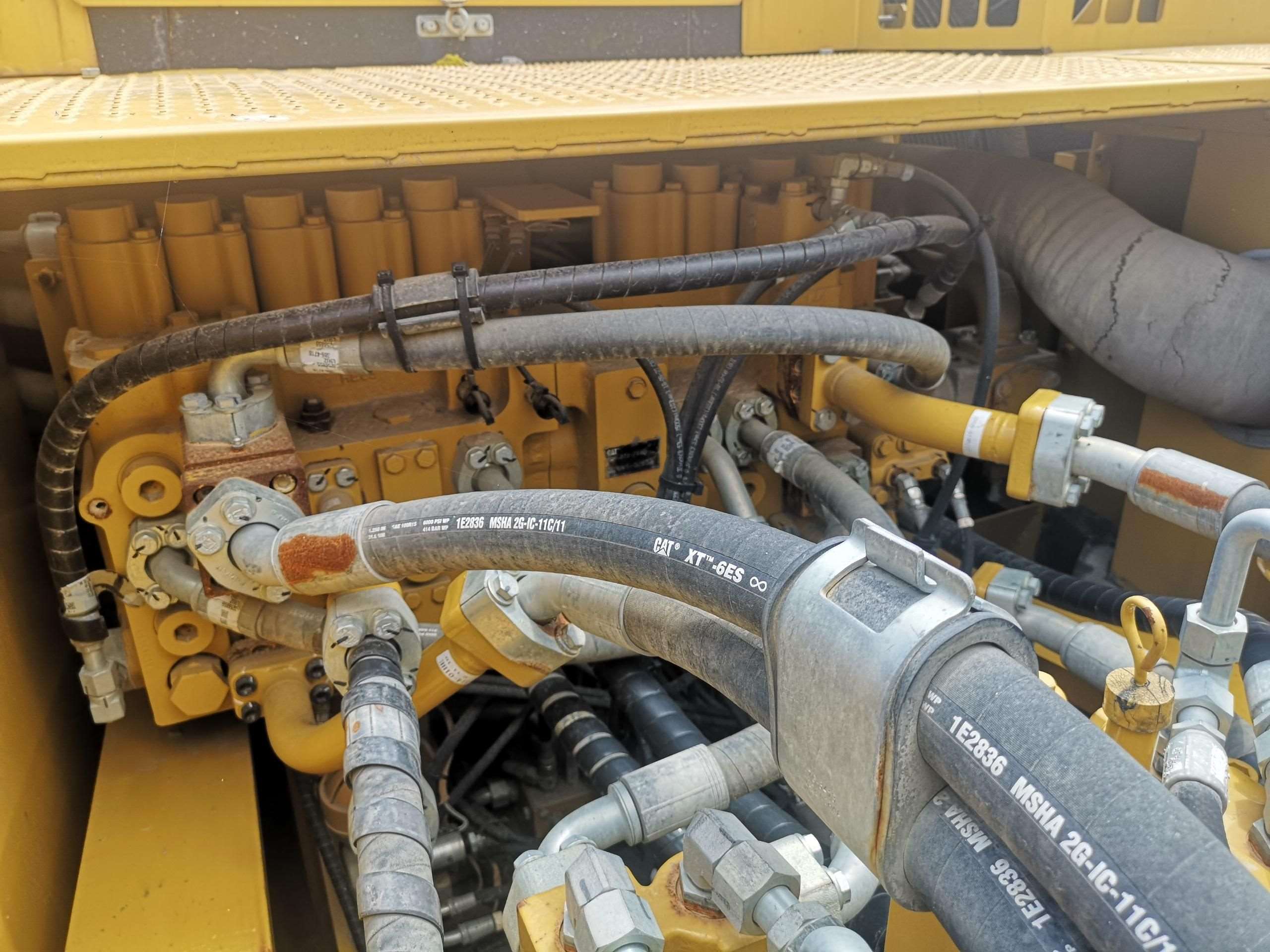 CAT 349D2L  Excavator