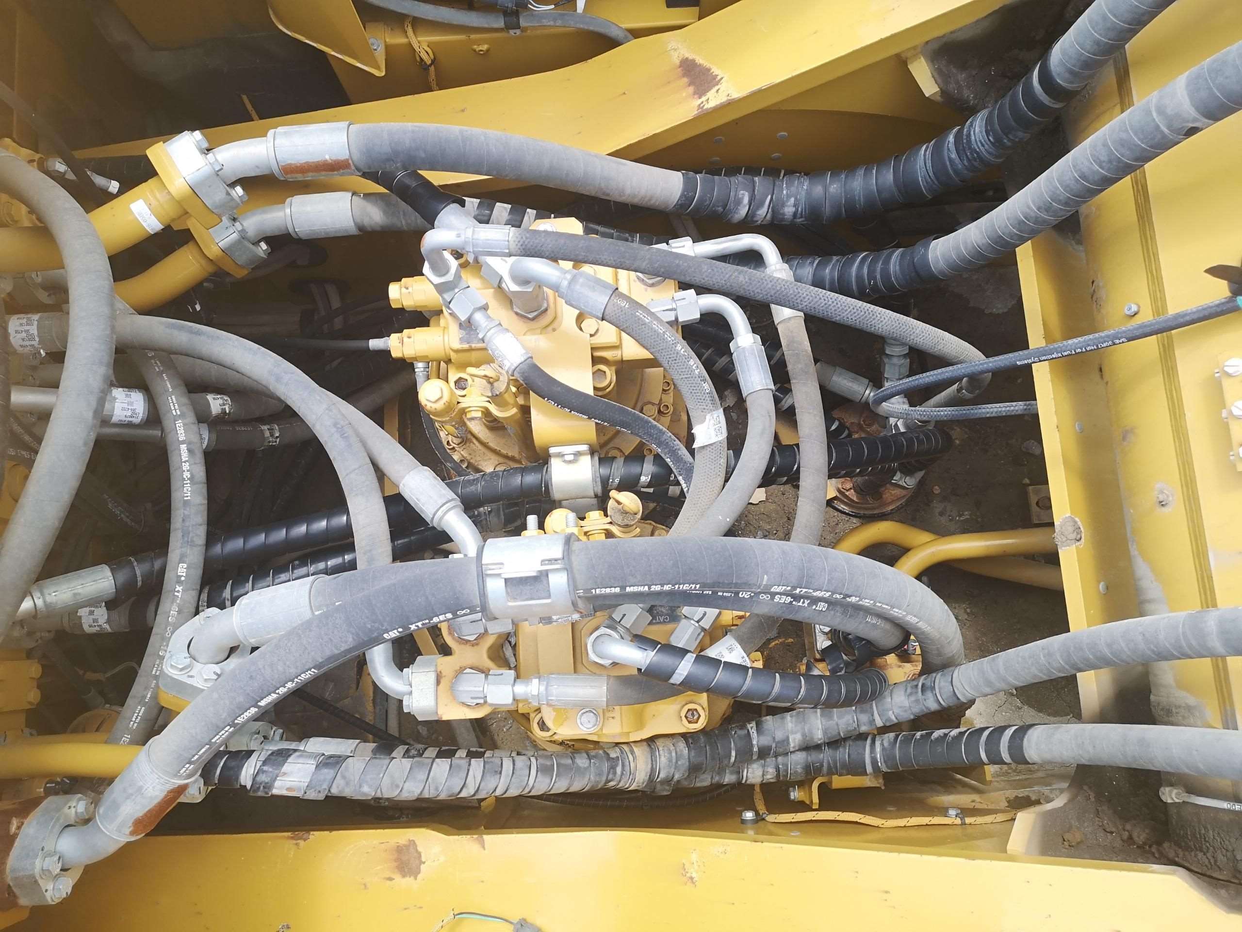 CAT 349D2L  Excavator