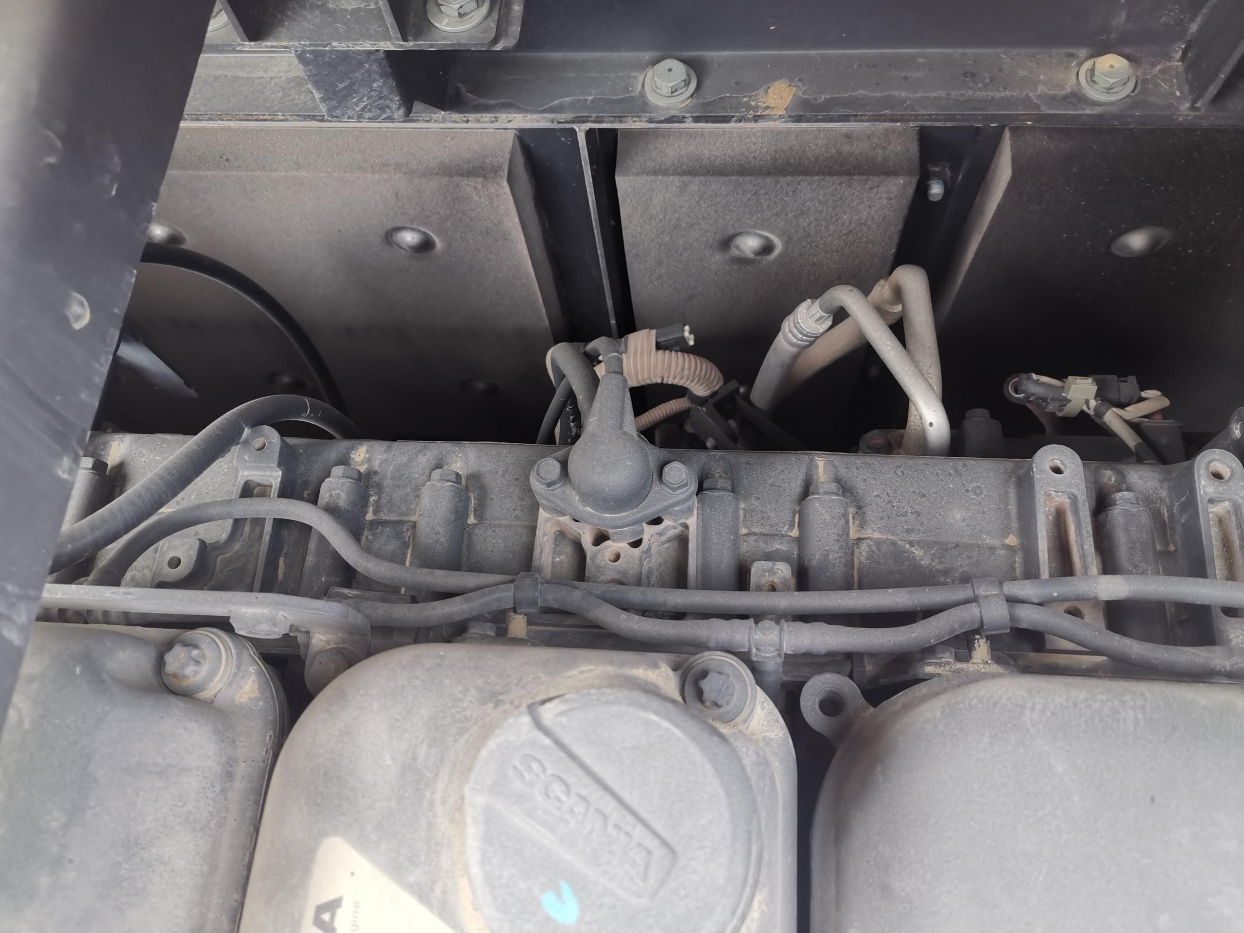 DOOSAN  DX560   Excavator