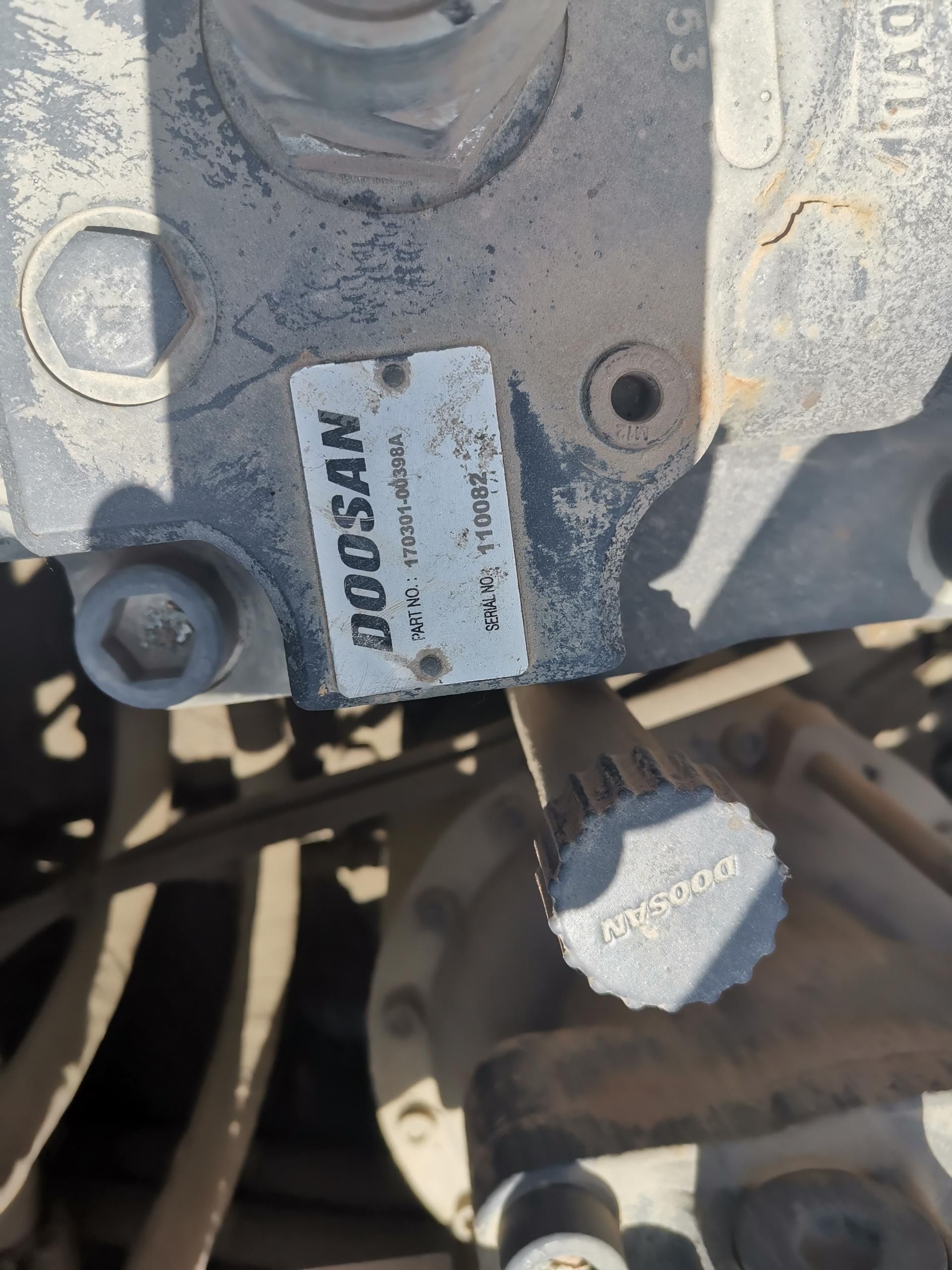 DOOSAN  DX560   Excavator