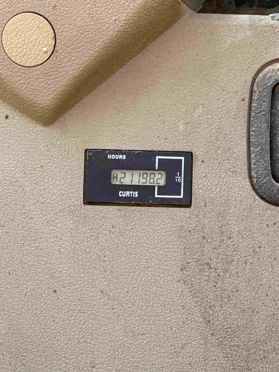 DOOSAN  DH220LC-7  Excavator