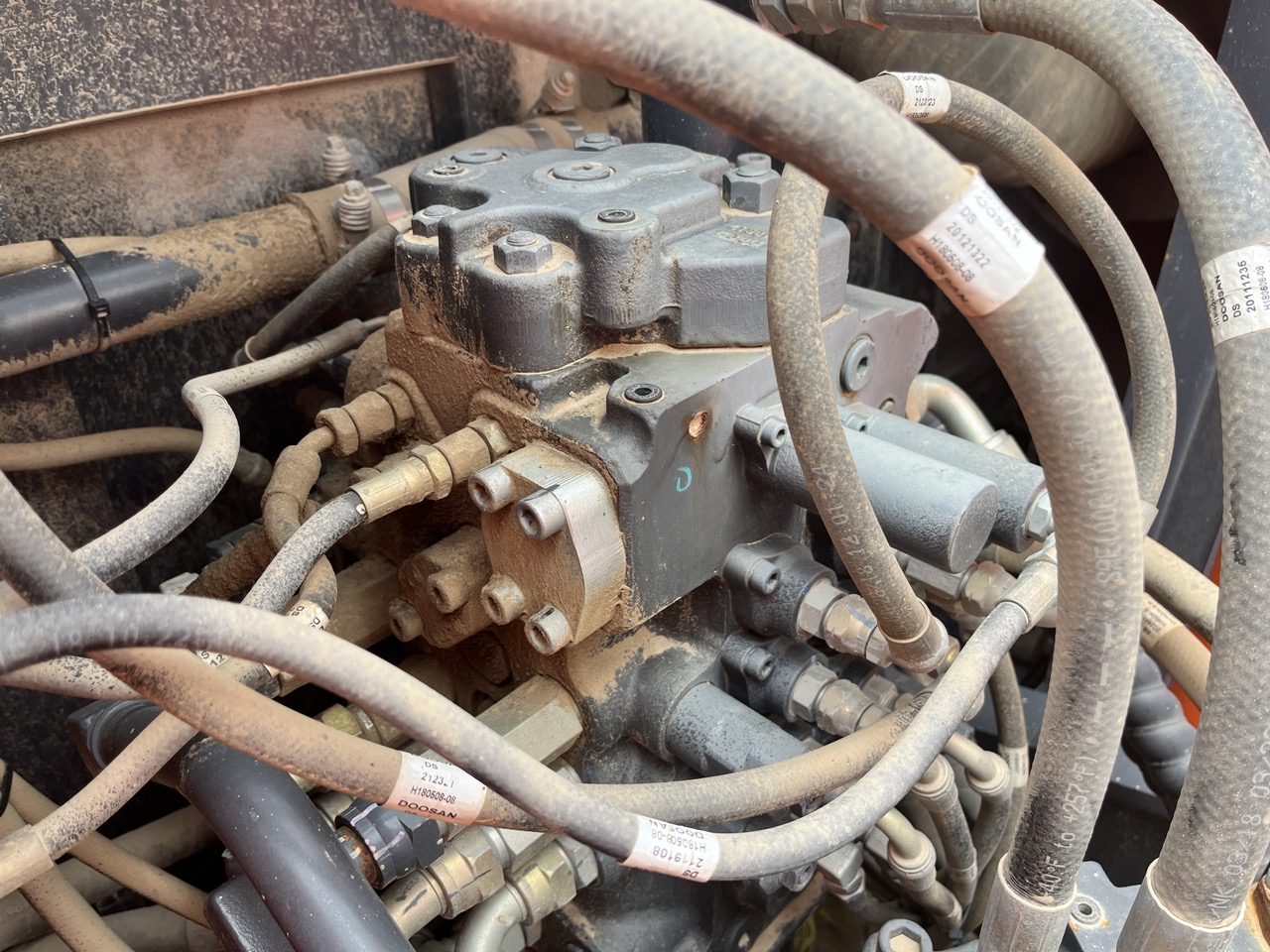 DOOSAN  DX150LC-9C   Excavator