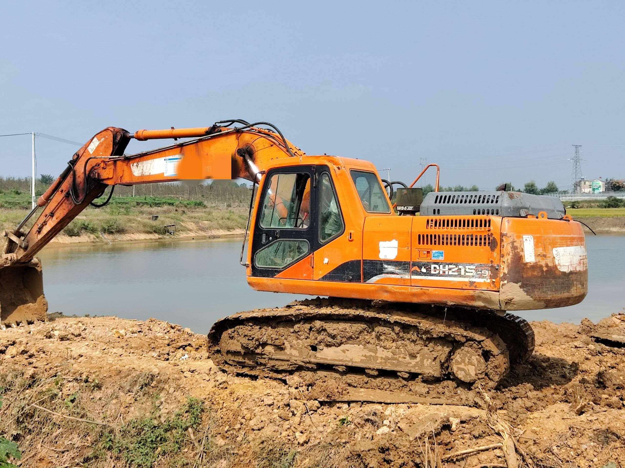 DOOSAN  DX215-9E   Excavator