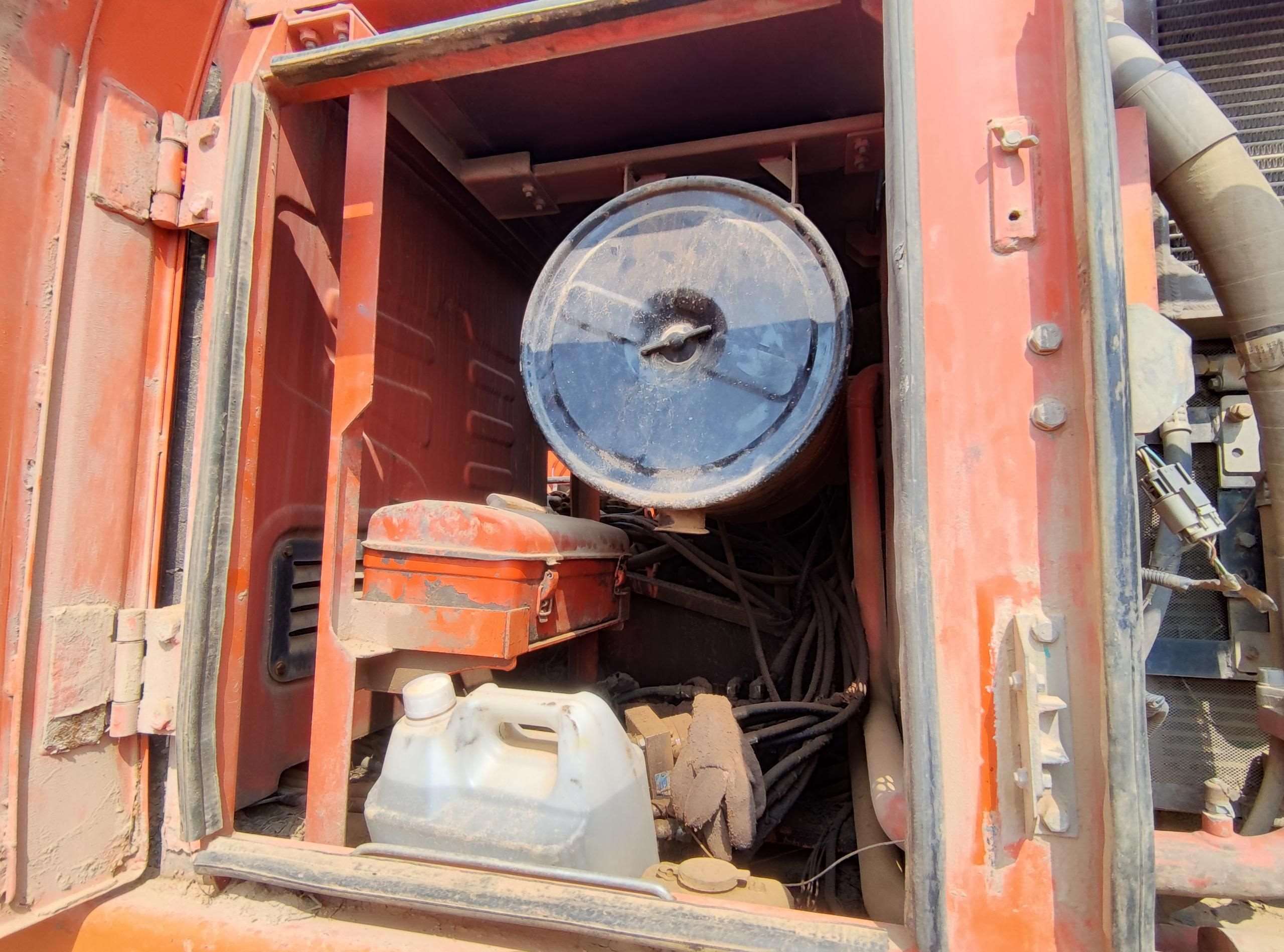 DOOSAN  DX215-9E   Excavator