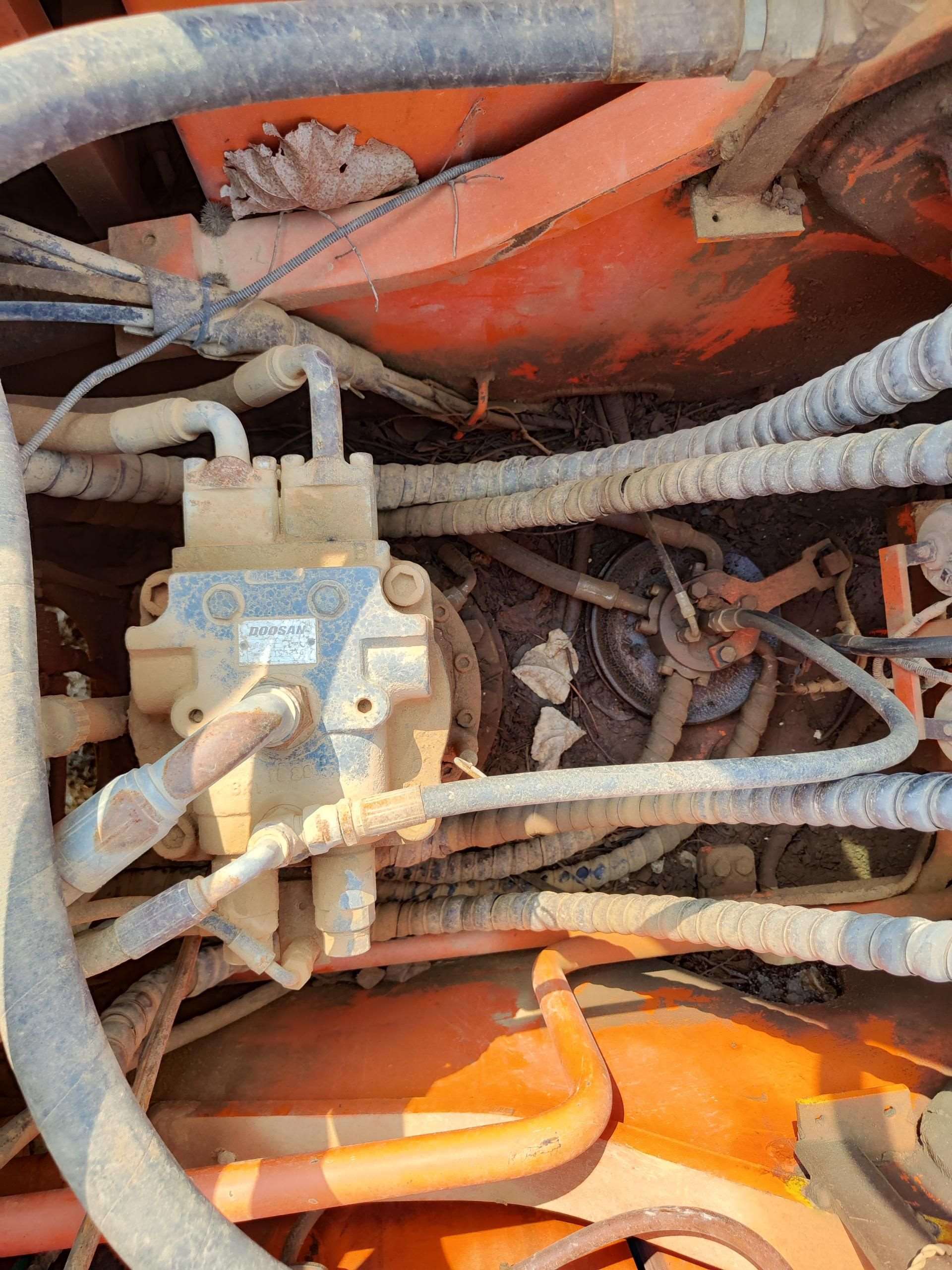 DOOSAN  DX215-9E   Excavator