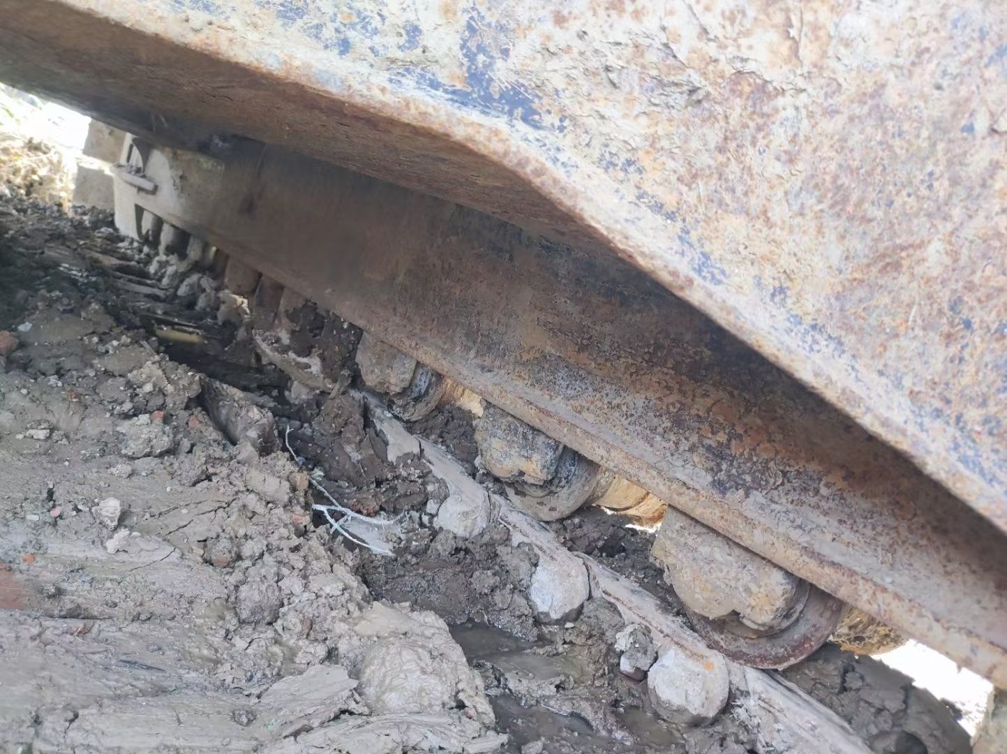 DOOSAN  DX220-7  Excavator