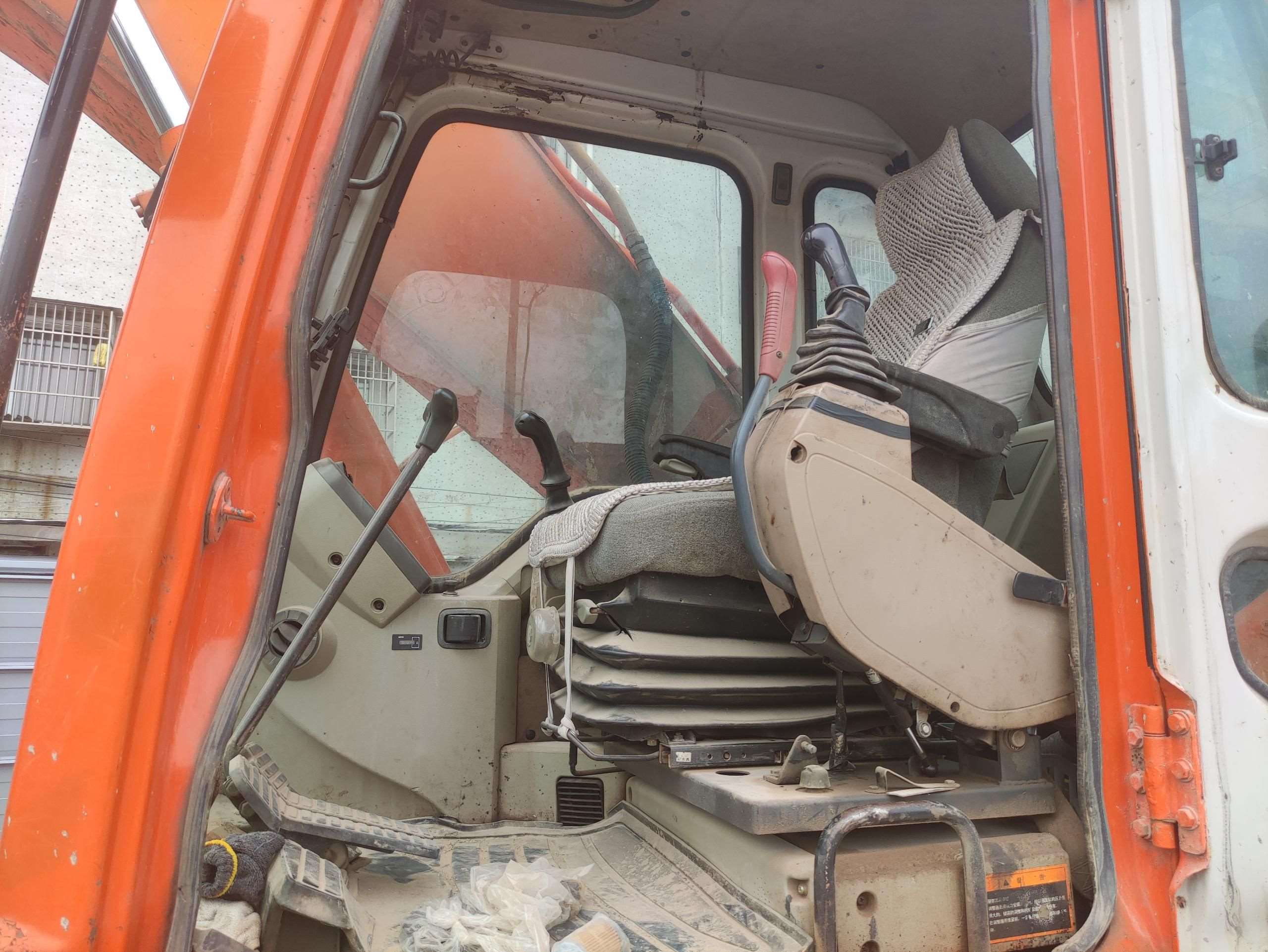 DOOSAN  DX225LC-9   Excavator