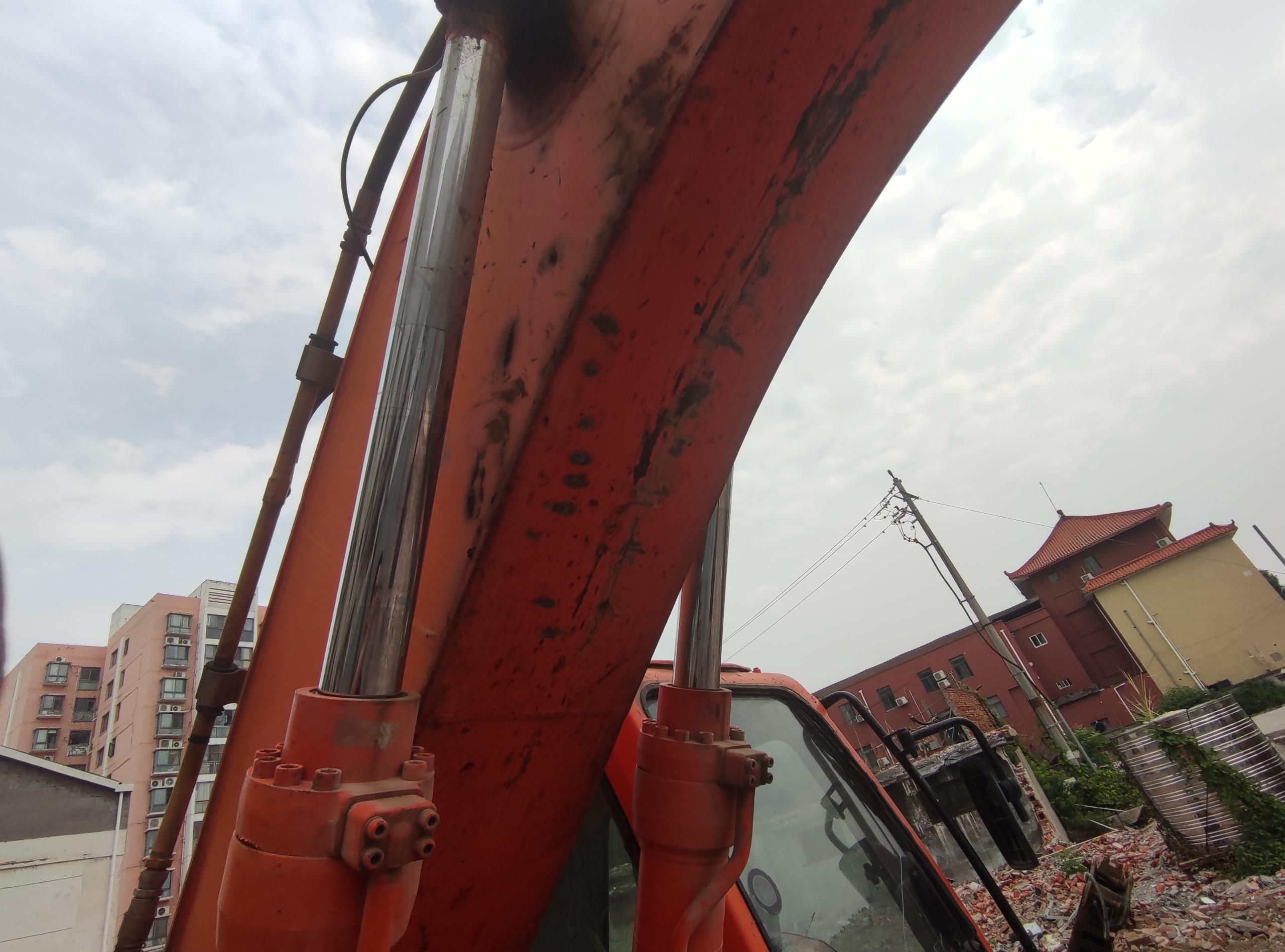 DOOSAN  DX225LC-9   Excavator