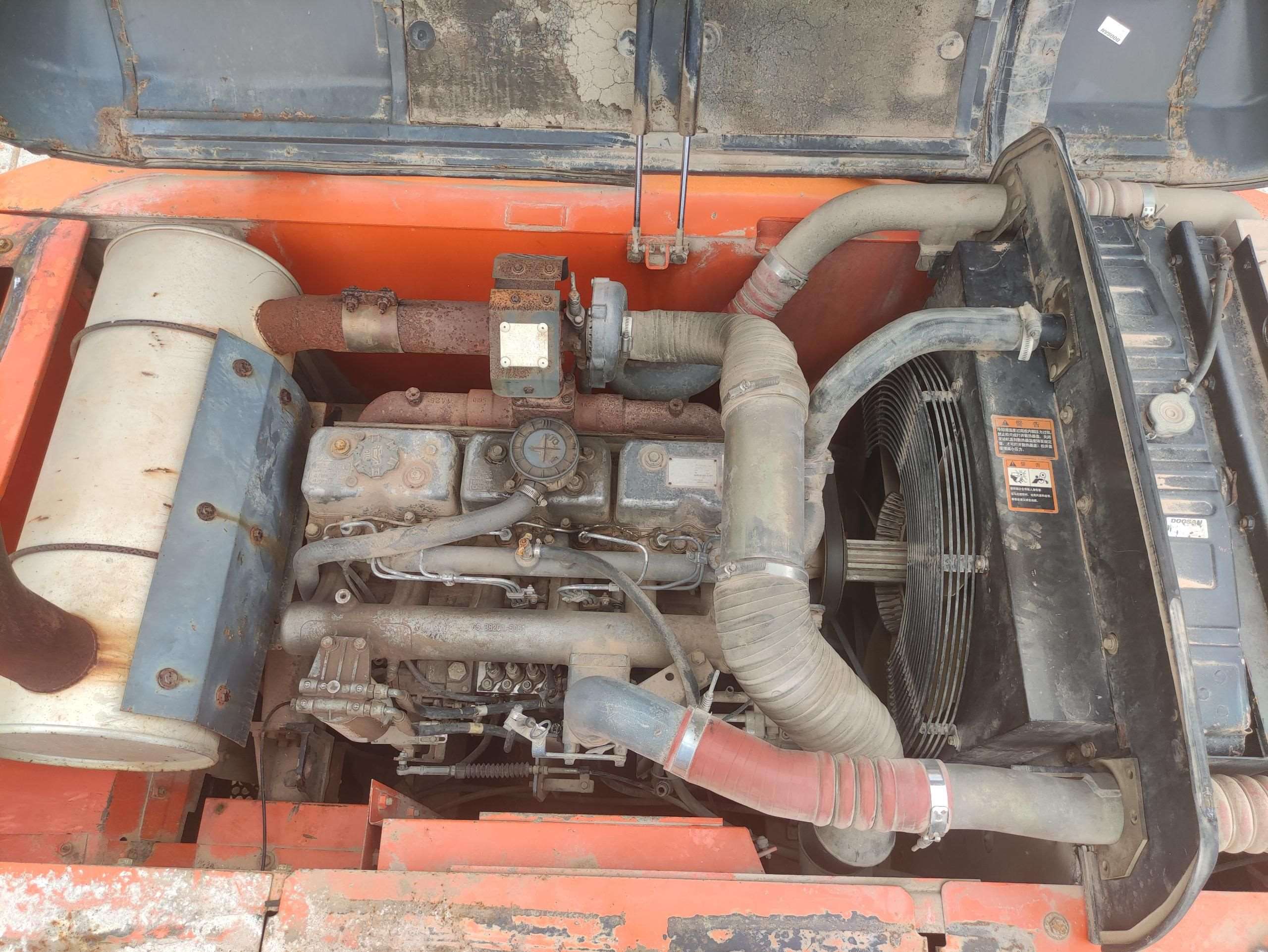 DOOSAN  DX225LC-9   Excavator