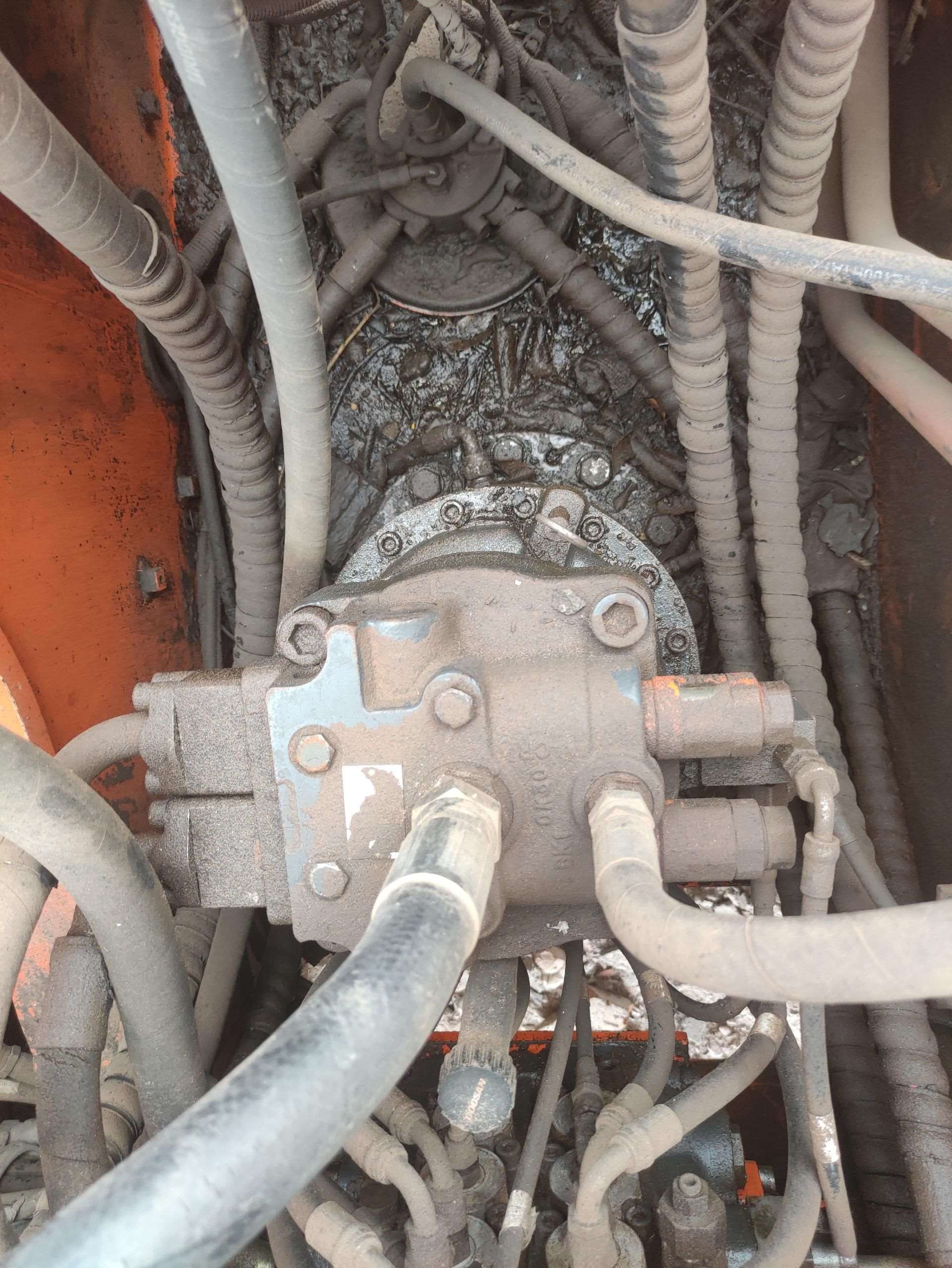 DOOSAN  DX225LC-9   Excavator