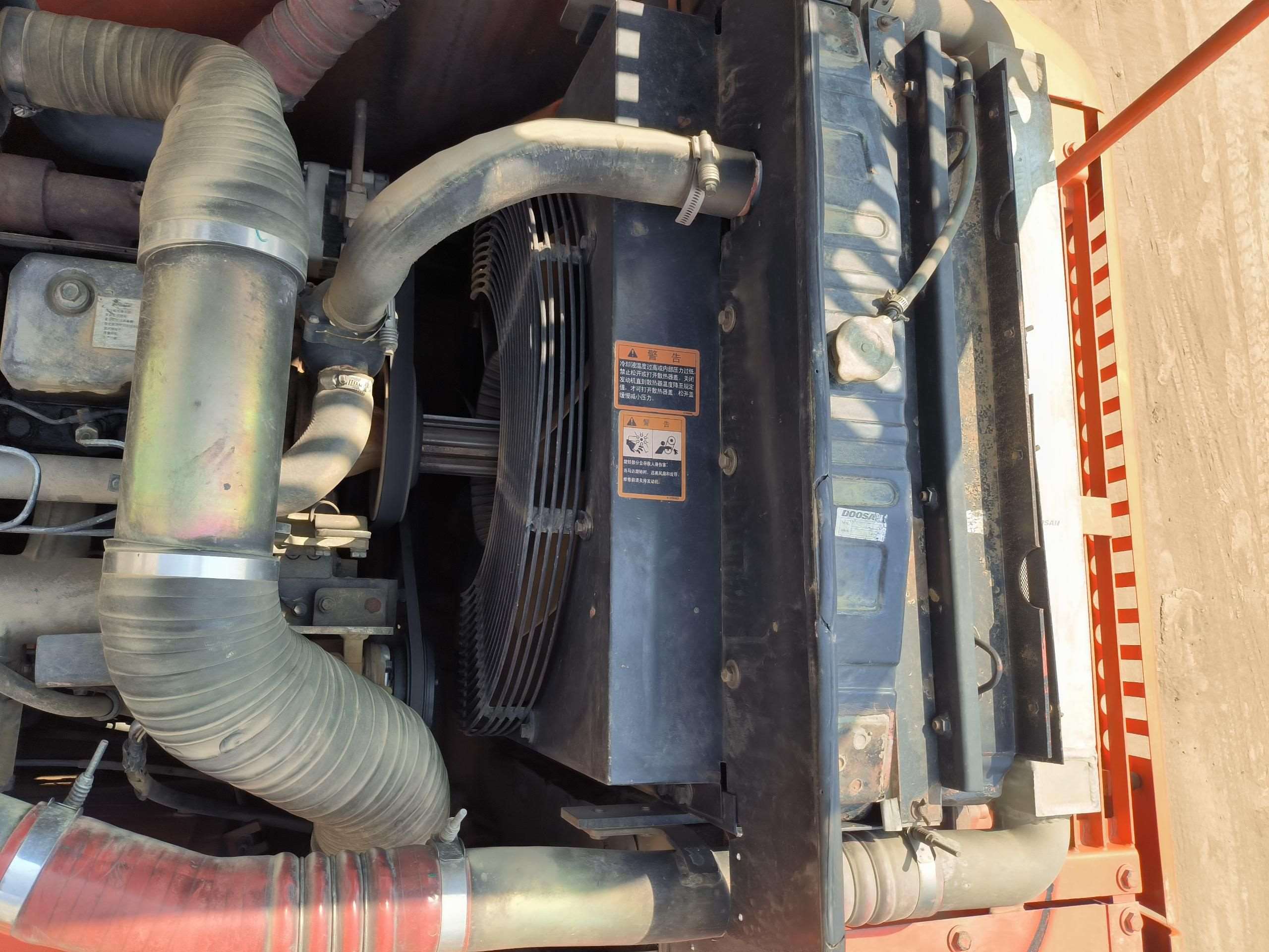 DOOSAN  DX225LC-9  Excavator