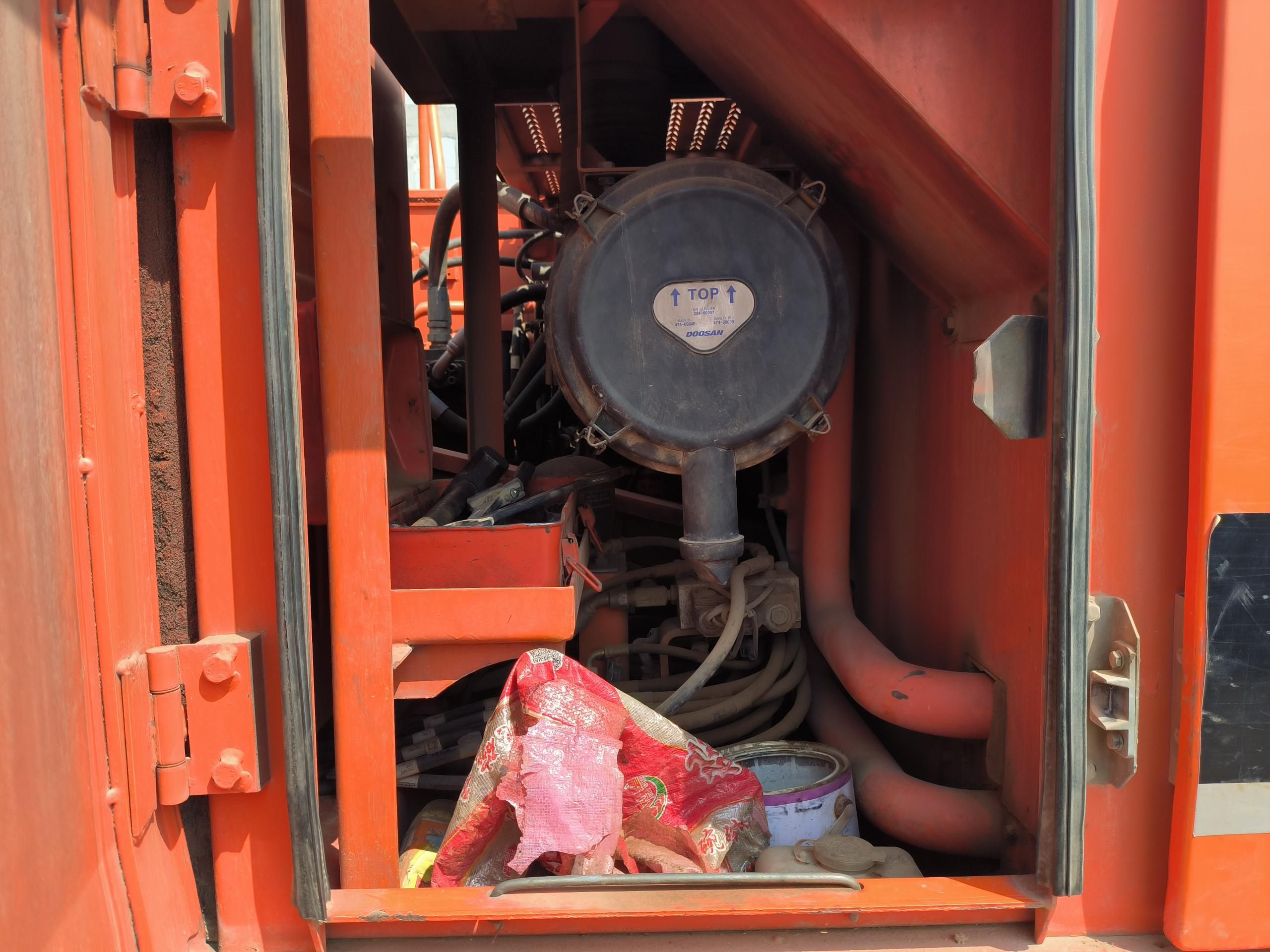 DOOSAN  DX225LC-9  Excavator