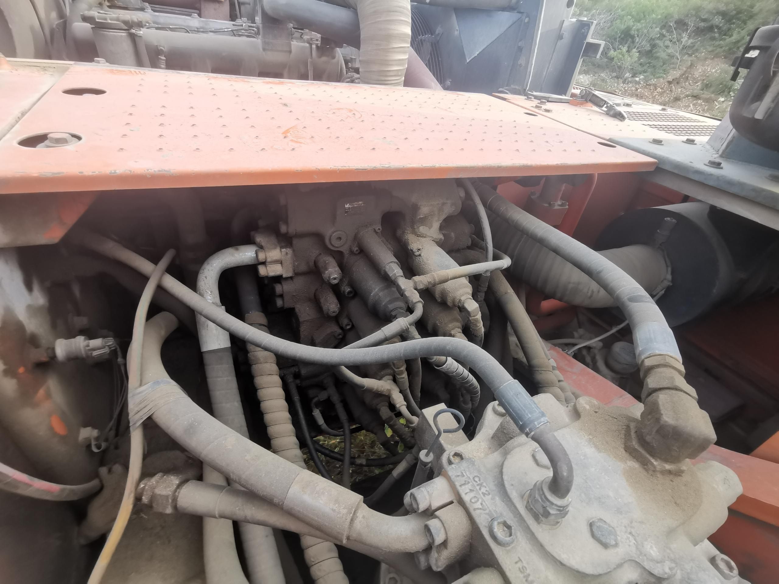 DOOSAN  DX380LC   Excavator