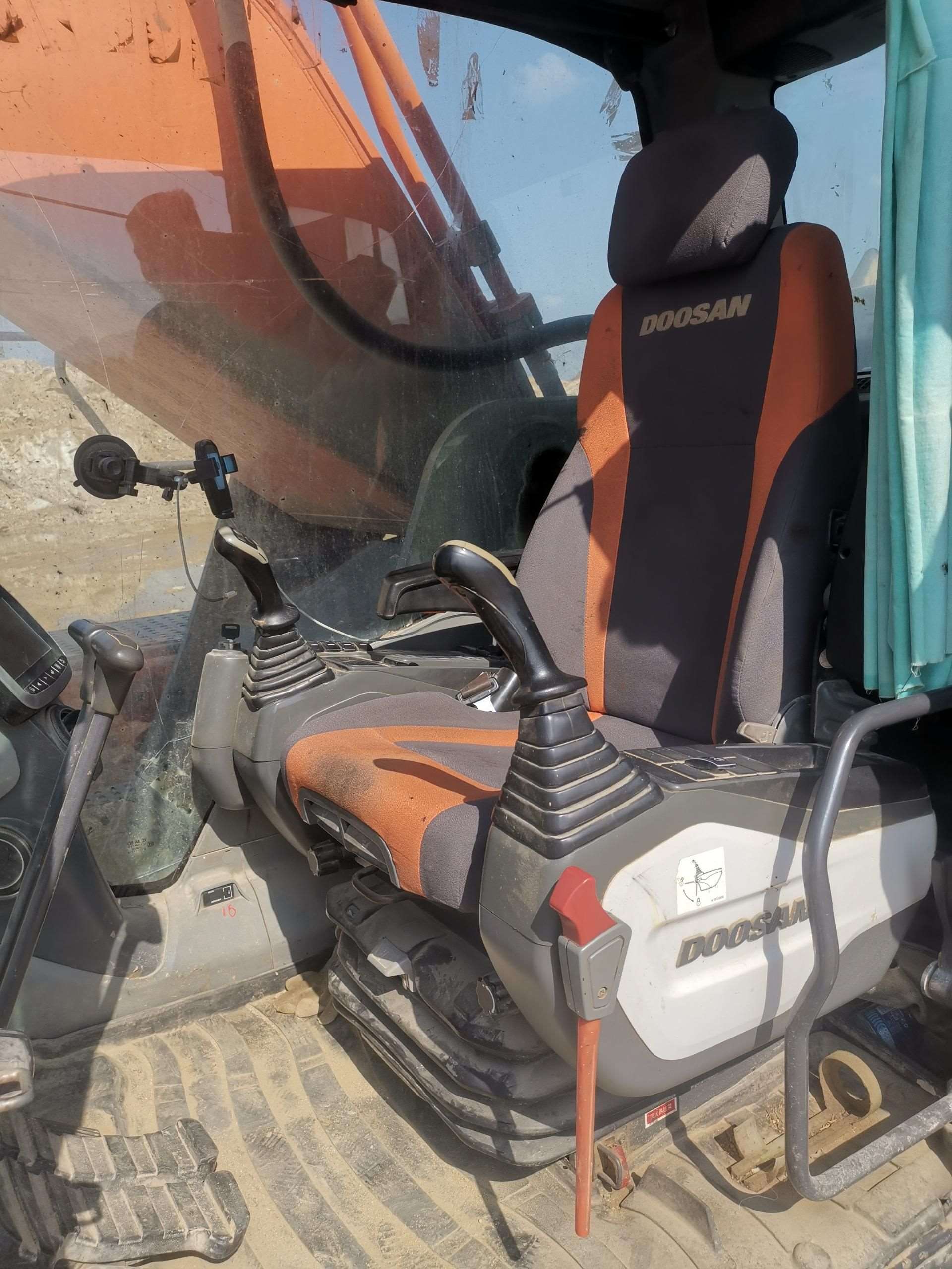 DX500LC-9C  Excavator