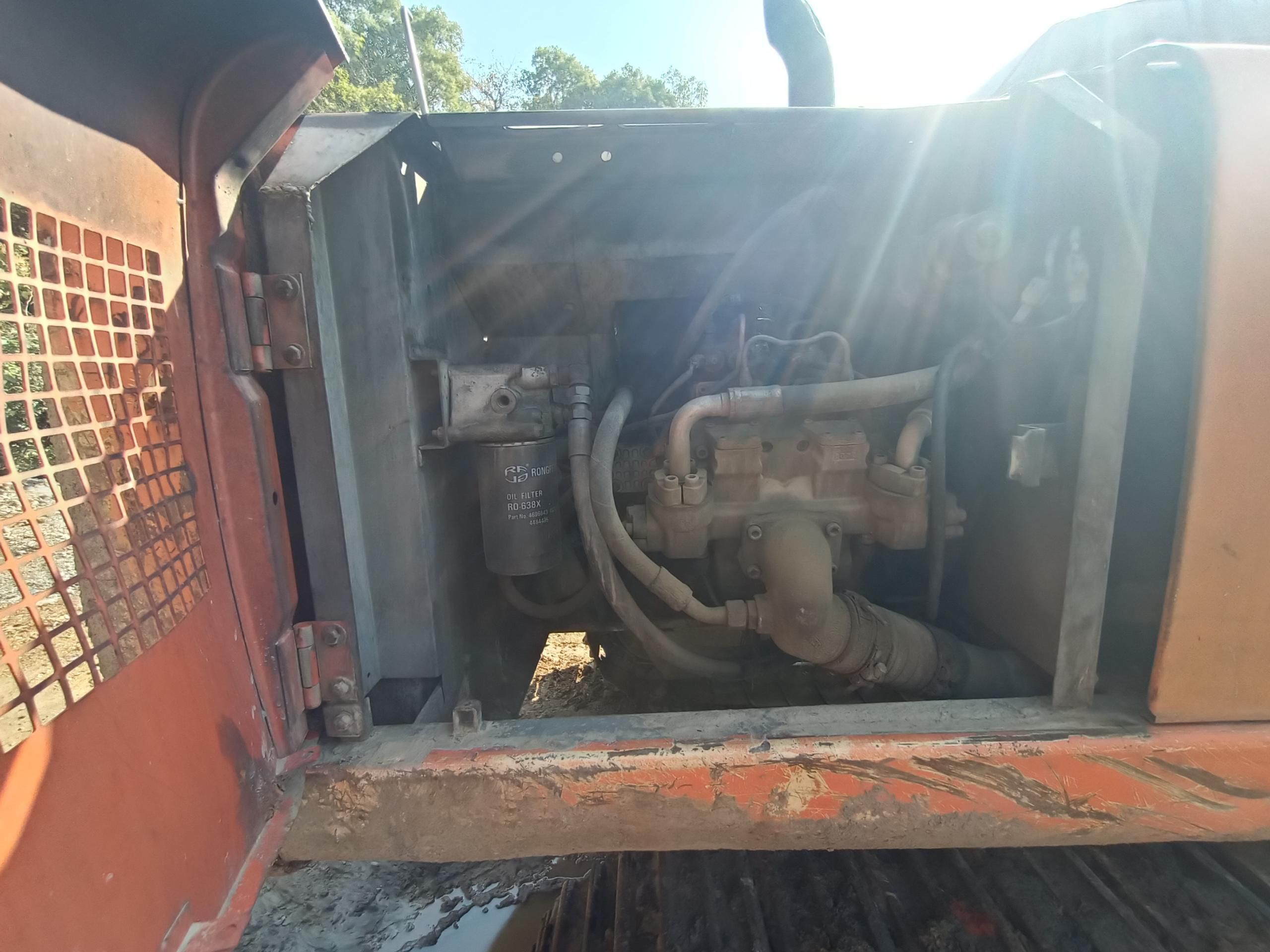 Hitachi EX200-6  Excavator